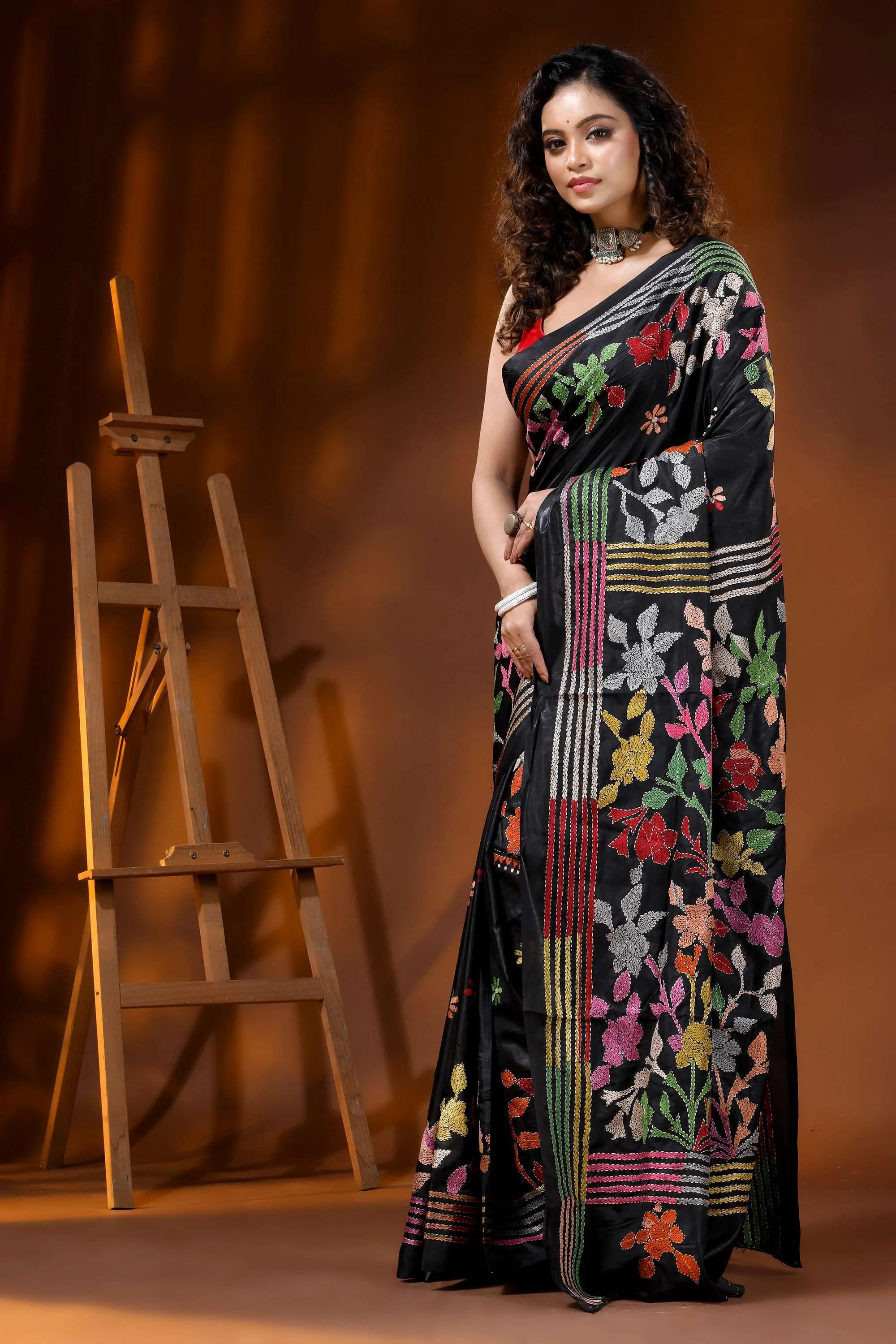 Multicolor thread floral design ebony black silk kantha saree 3
