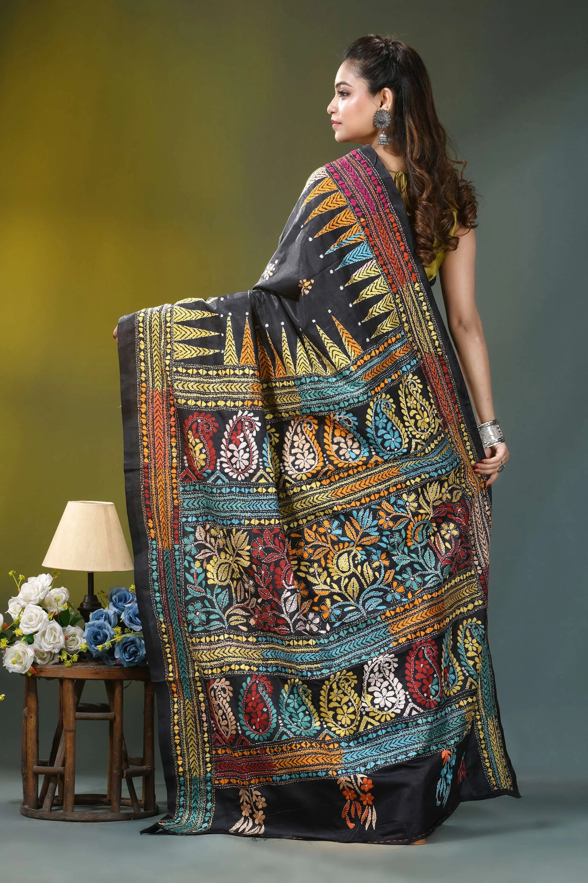 Multicolor thread paisley motif silk kantha saree in black black silk saree intricate multicolored 5