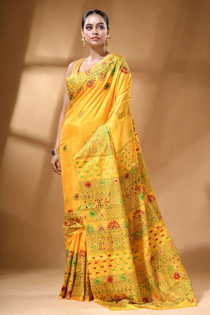 Mustard yellow multithread geometric motif ethnic silk lambani saree vibrant yellow saree intricate floral 4