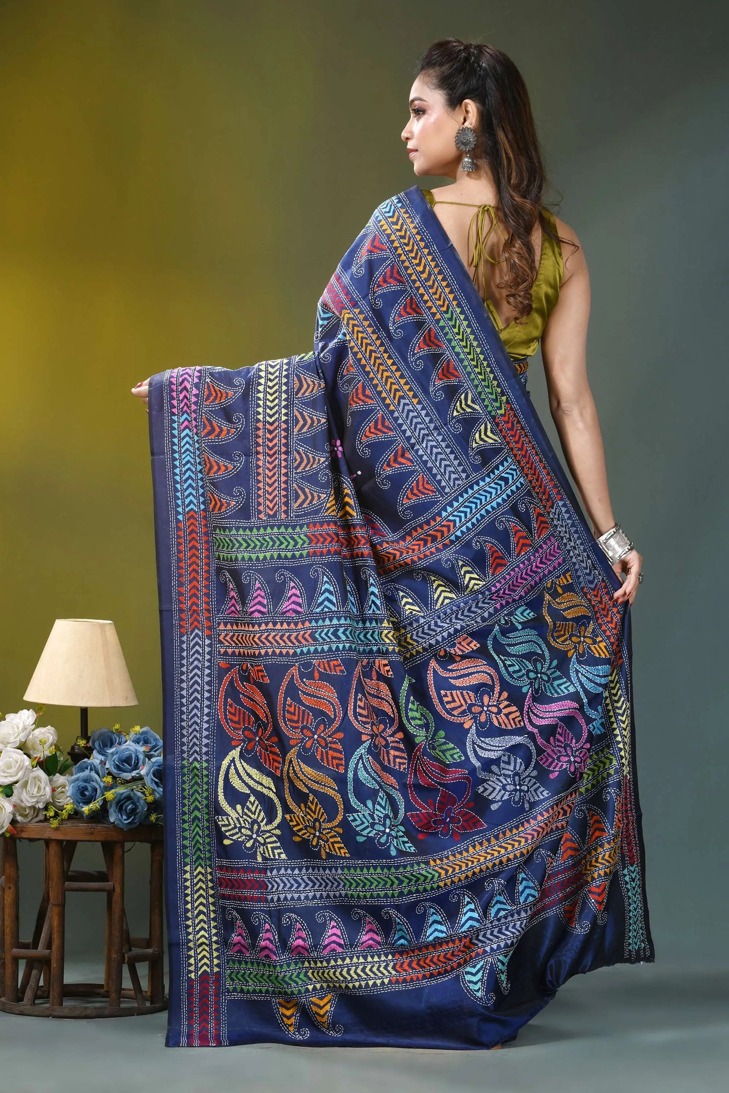 Navy blue ethnic design handcrafted silk kantha saree vibrant navy blue saree adorned 5