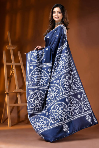 Navy blue ethnic silk hand embroidered kutch embroidery saree 3
