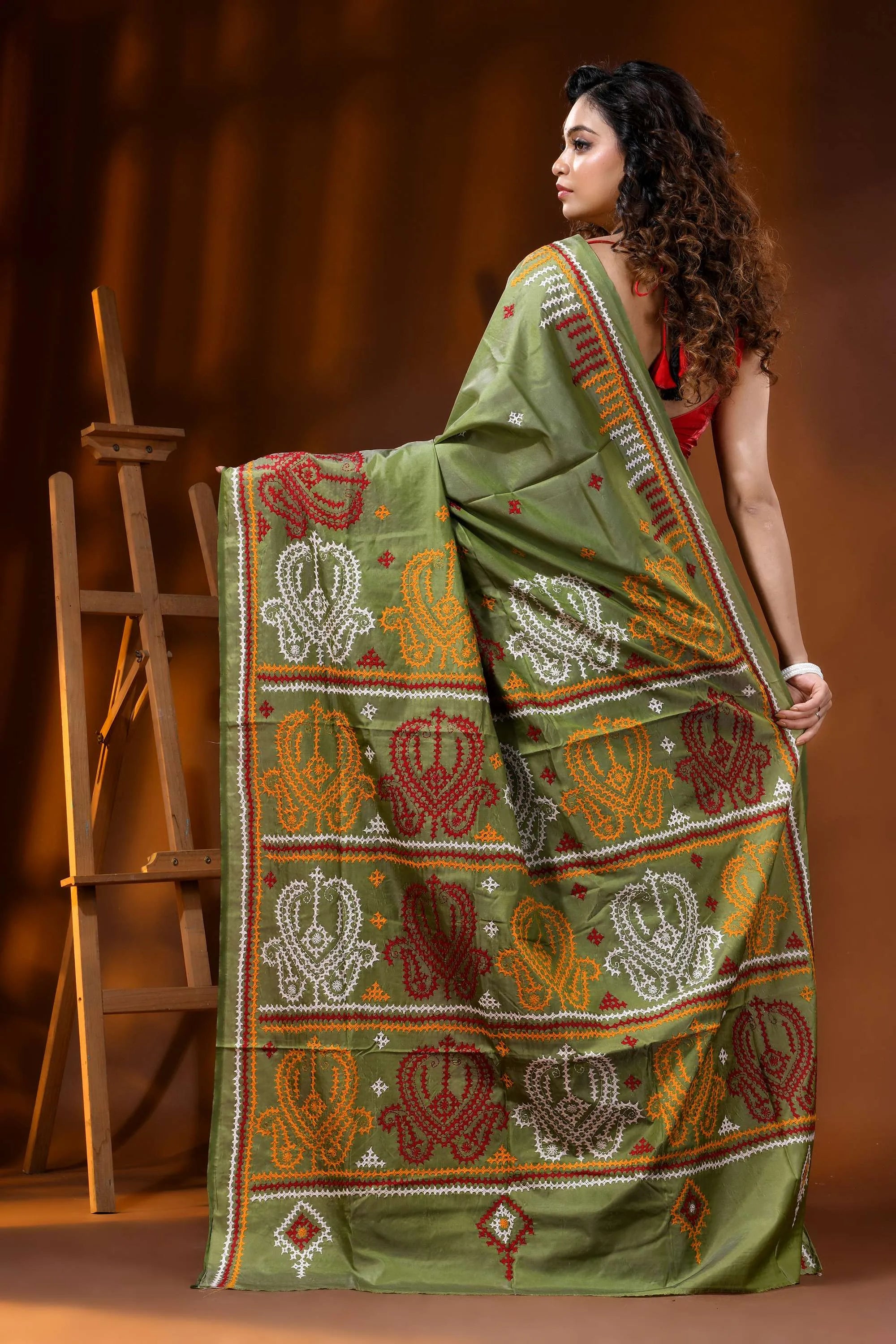 Olive green silk gujarati stitch saree with handcrafted multicolor motif 5