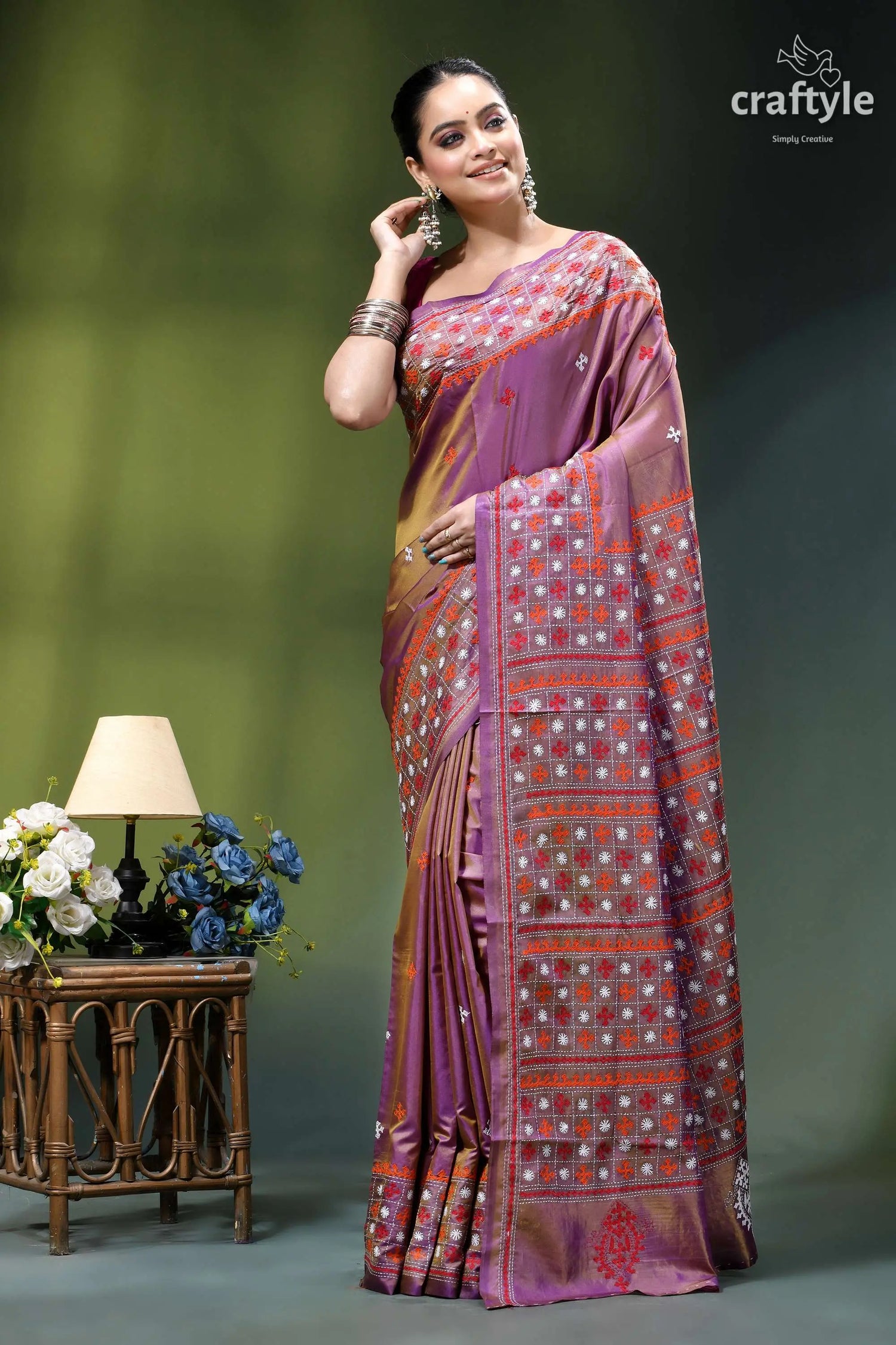 Opera mauve gujrati embroidery dual-tone elegant silk saree woman wears purple orange embroidered 7