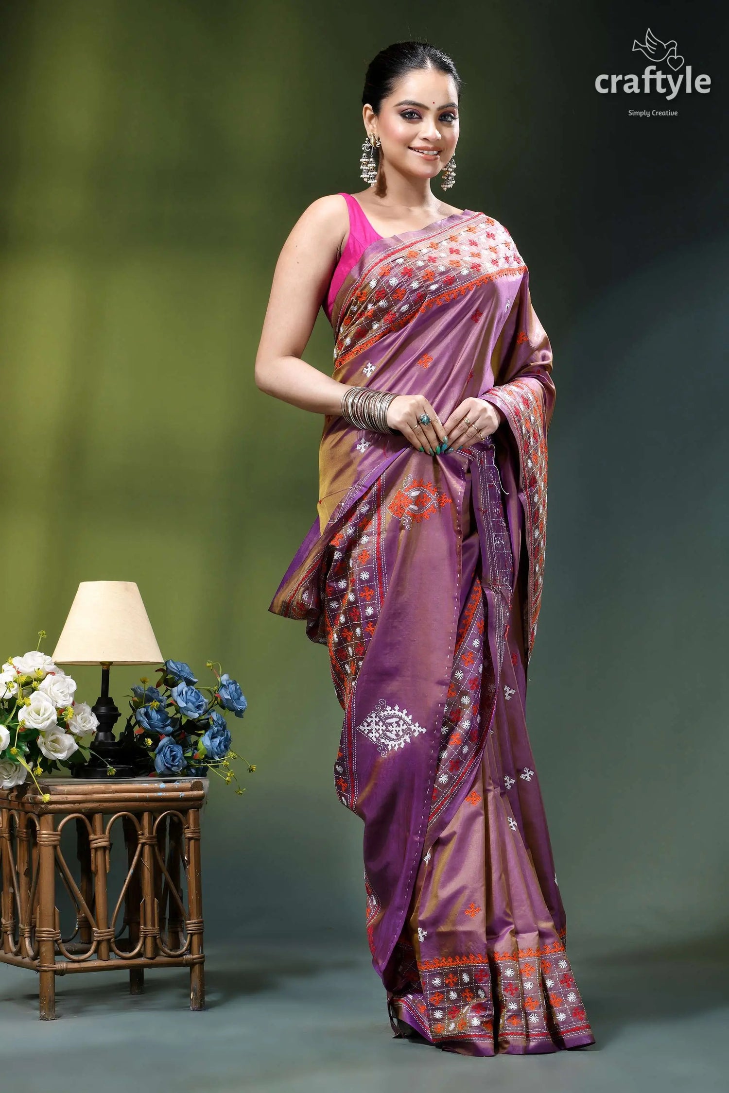 Opera mauve gujrati embroidery dual-tone elegant silk saree woman wears vibrant purple gold 4