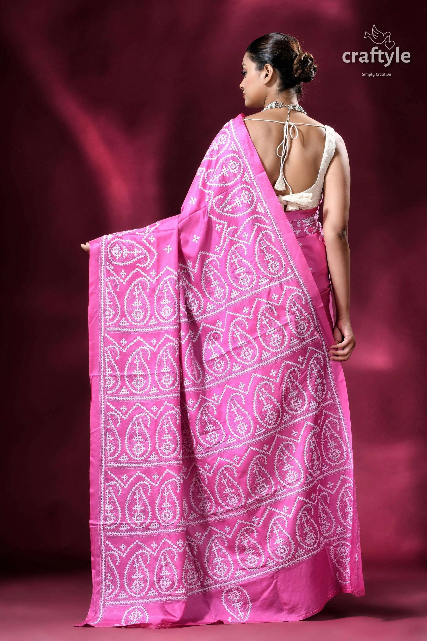 Pantone pink gujrati stitch handmade silk kantha saree pink saree white paisley pattern 5