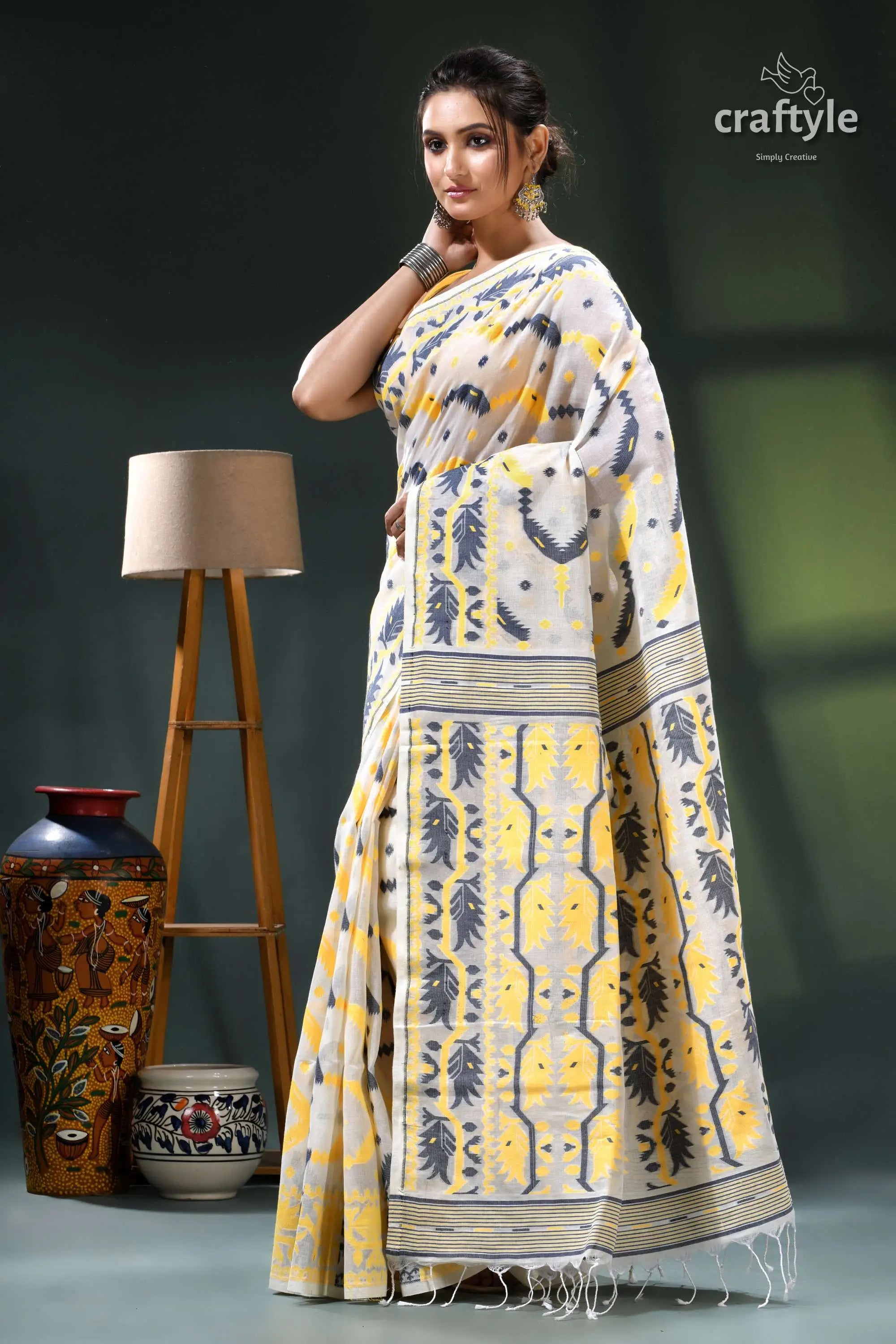 Pearl white bengal handloom cotton jamdani saree yellow white saree intricate floral 3