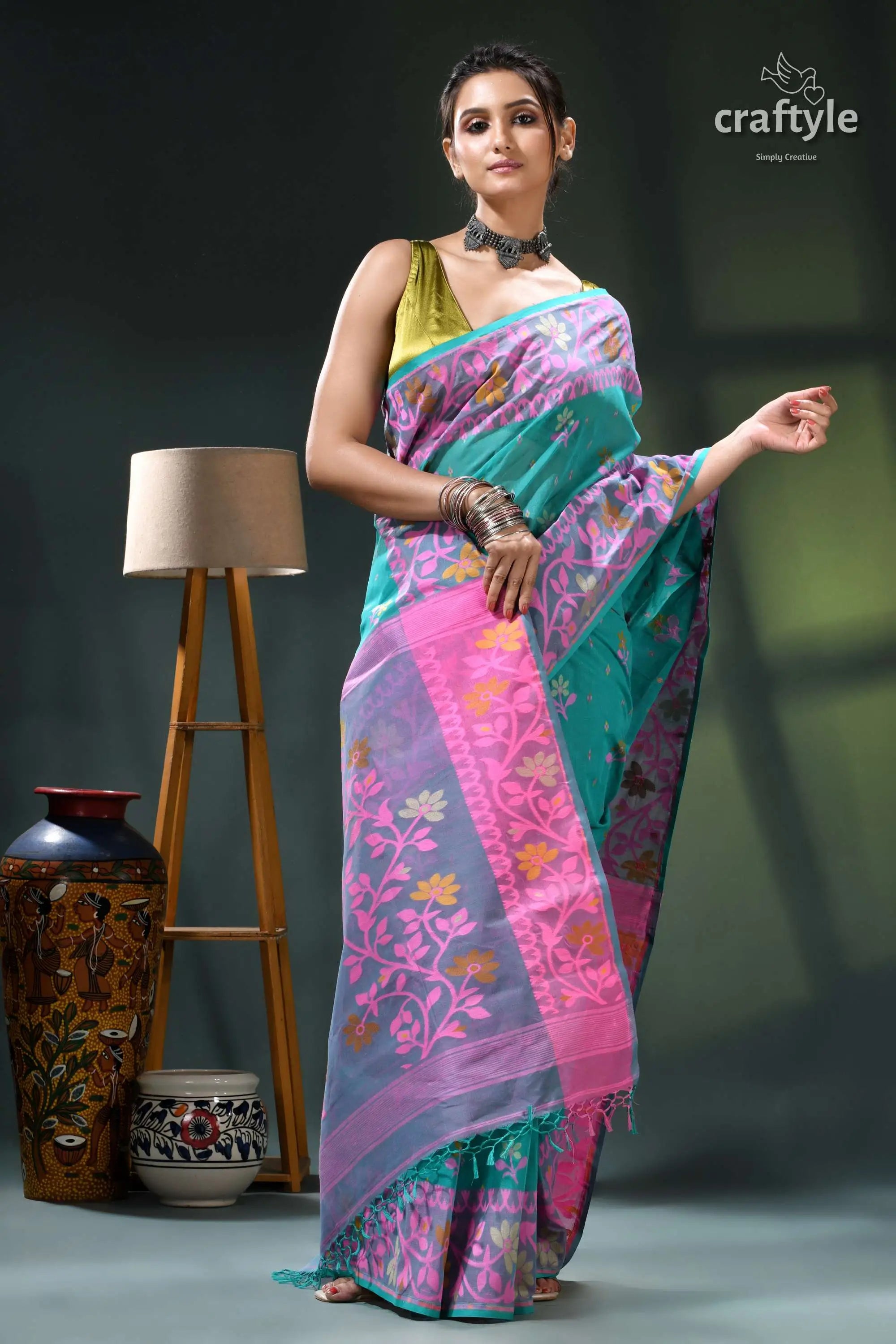 Persian green and pink bengal heritage cotton jamdani saree multicolored saree intricate floral patterns 4