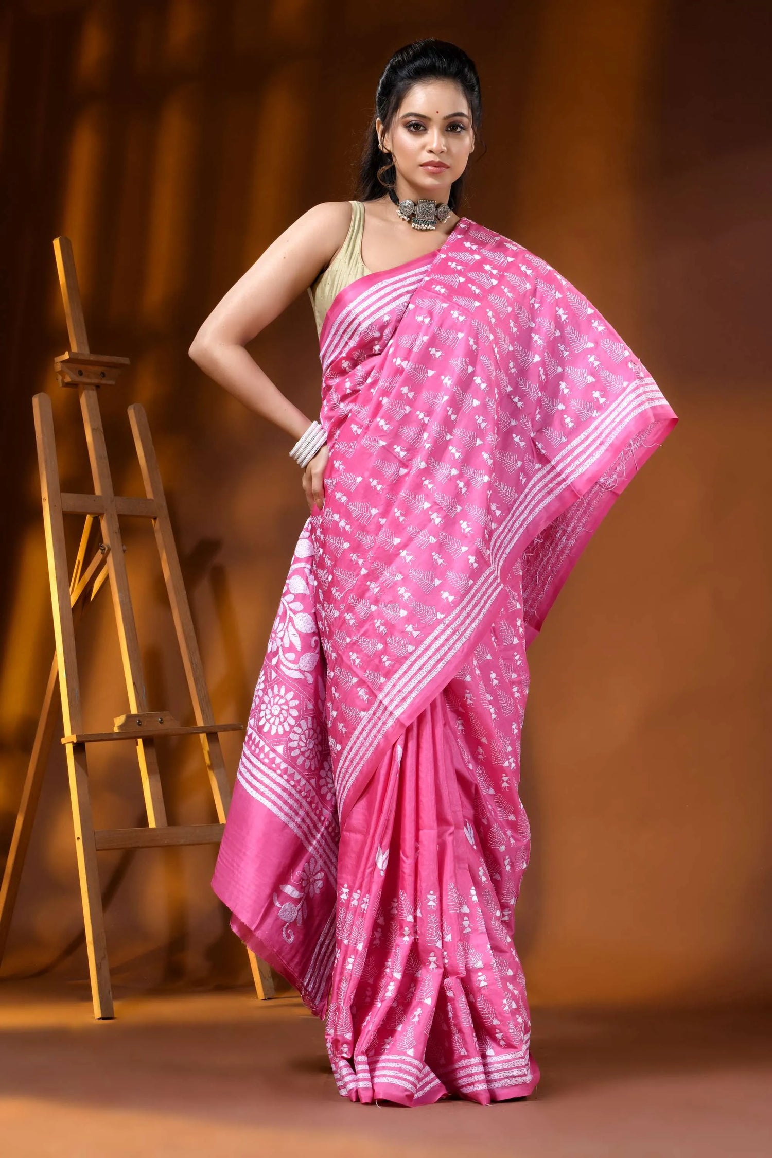 Pink floral motif hand embroidered kantha work silk saree 4