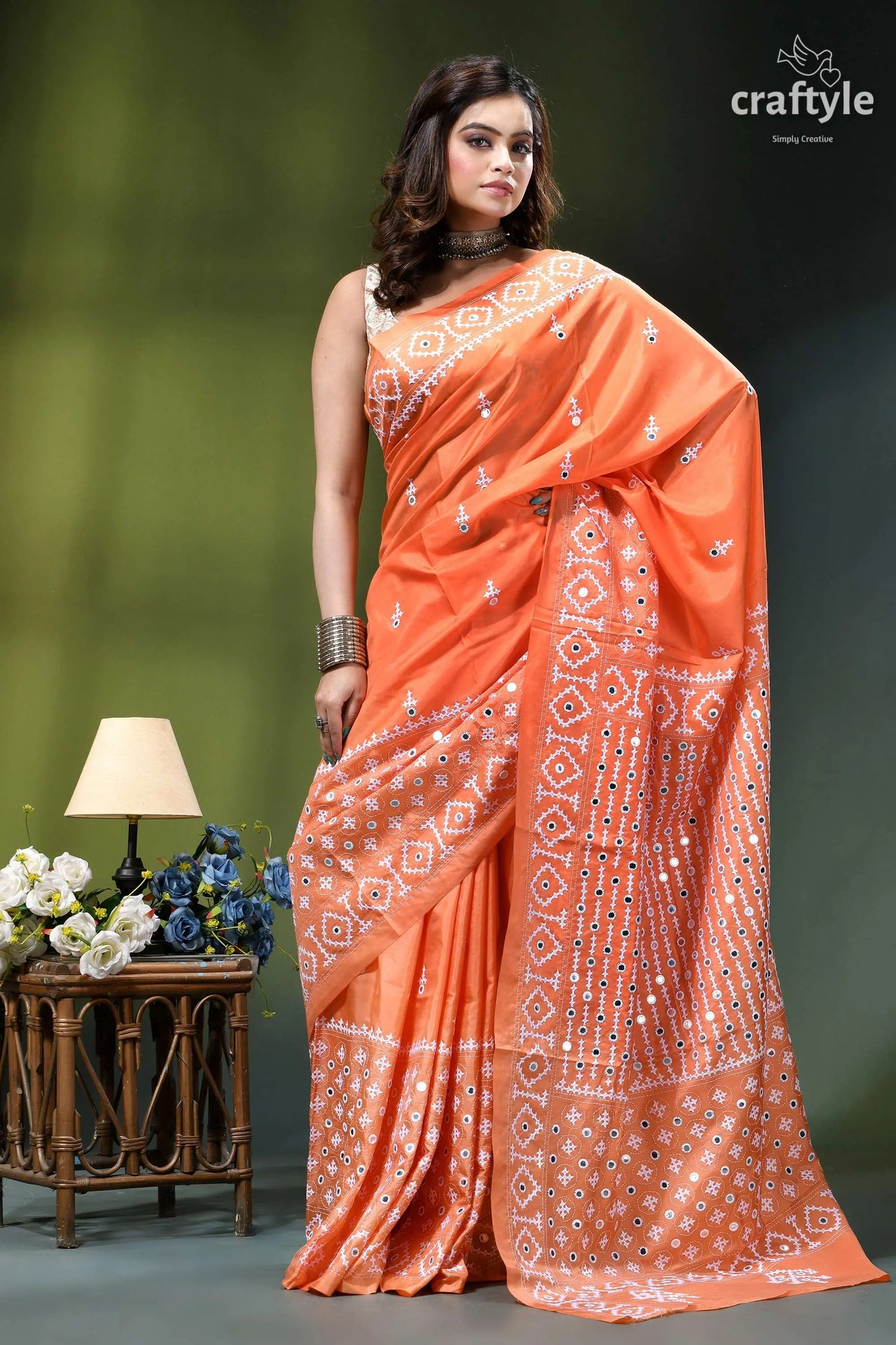 Pink orange designer gujrati stitch silk saree with mirror detailing orange saree intricate white embroidery 4
