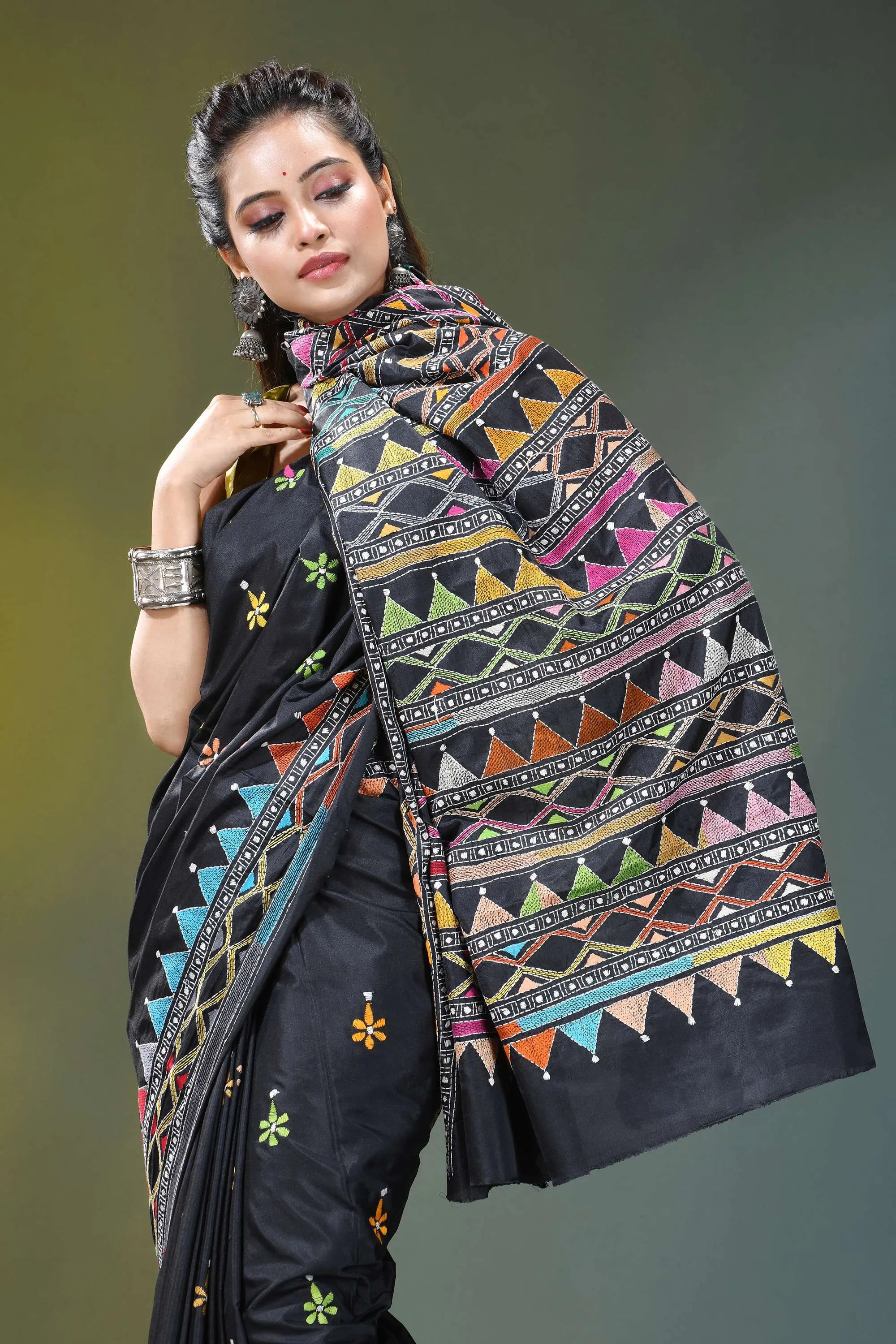 Pitch black geometric design silk kantha stitch saree black saree vibrant geometric embroidery 2