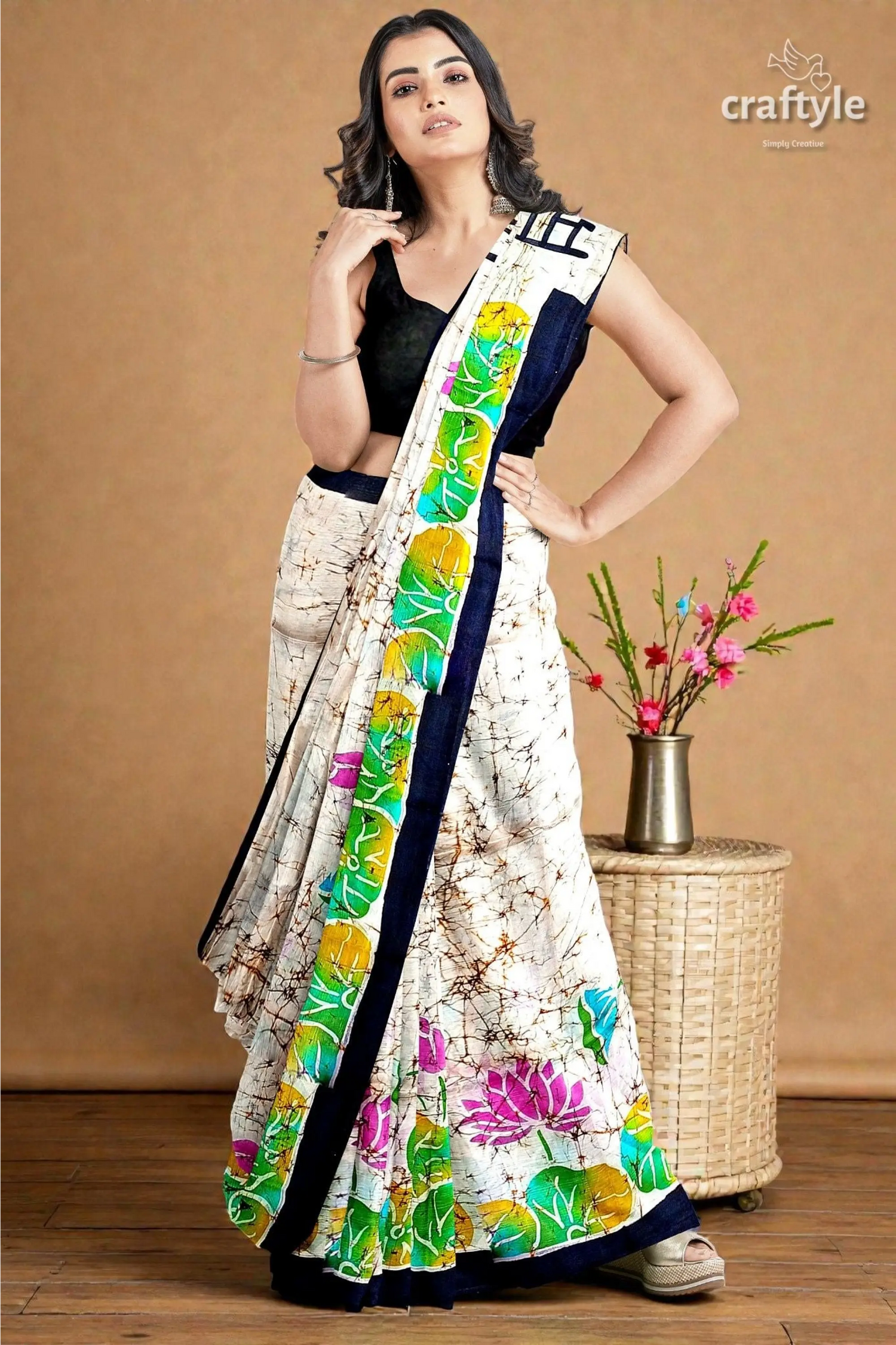 Powder white goddess design hand batik mulberry pure silk saree 4