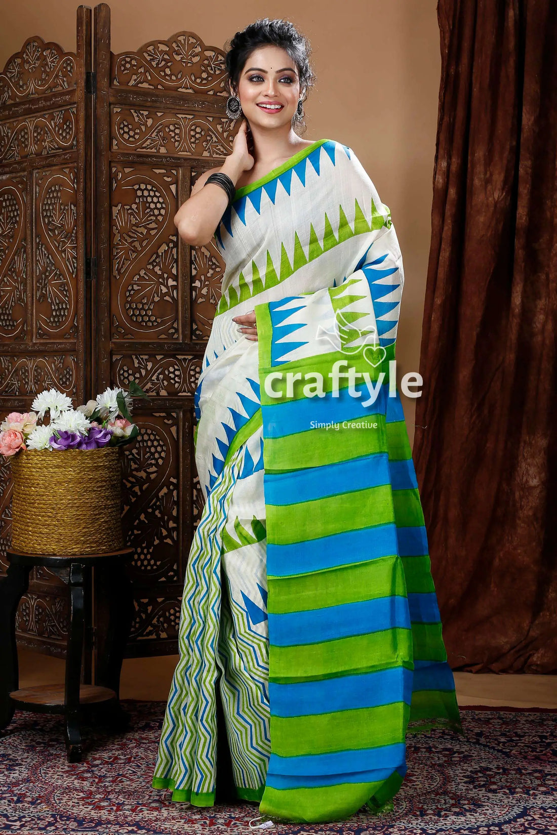 Poweder white hand block pure mulberry silk saree woman white blue-green striped saree 1
