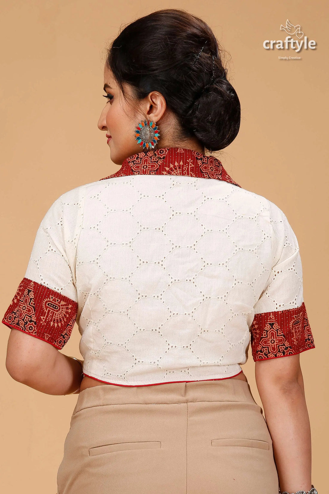 Pure cotton hakoba blouse - off white designer style off-white short-sleeved red black patterned 2