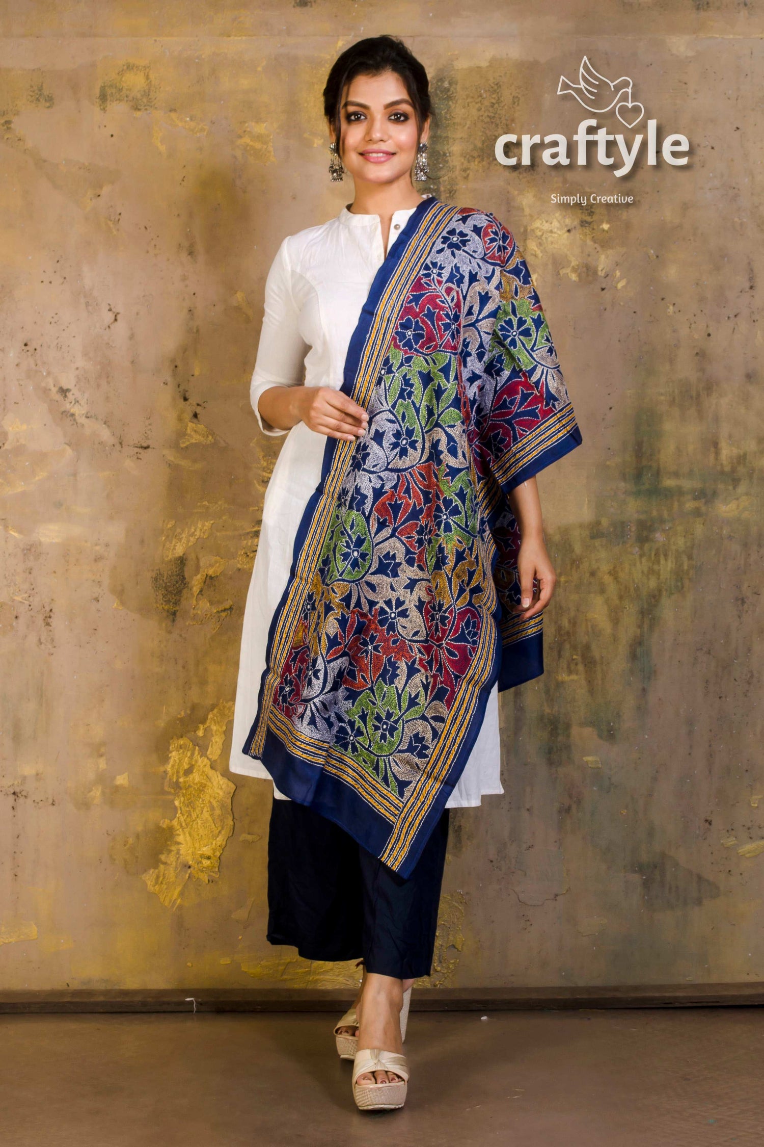 Pure Silk Kantha Stitch Stole - Craftyle