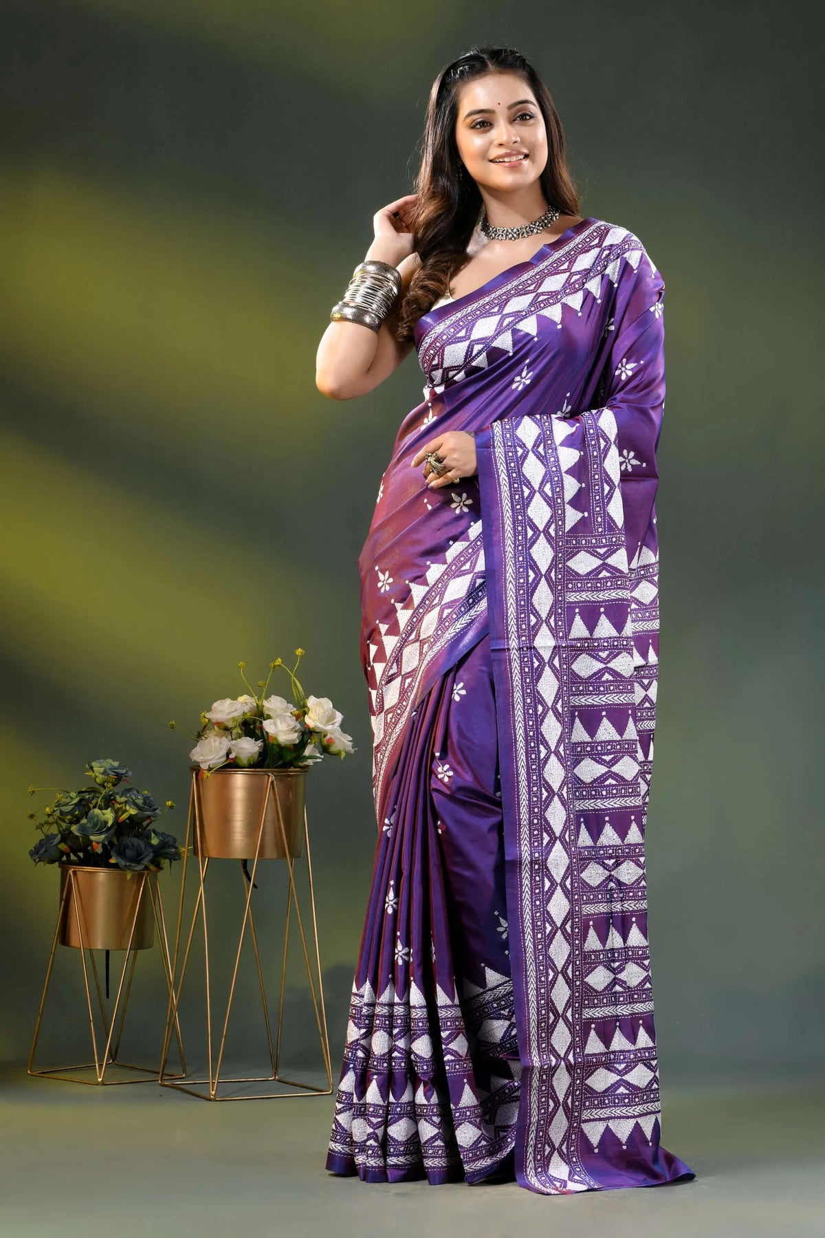 Purple geometric design handcrafted silk kantha stitch saree 6