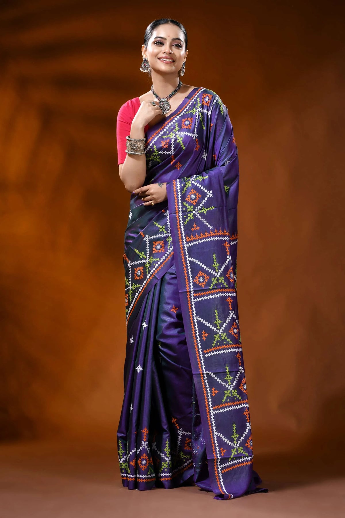 Purple kutch work saree in silk with hand embroidered ethnic motif 6