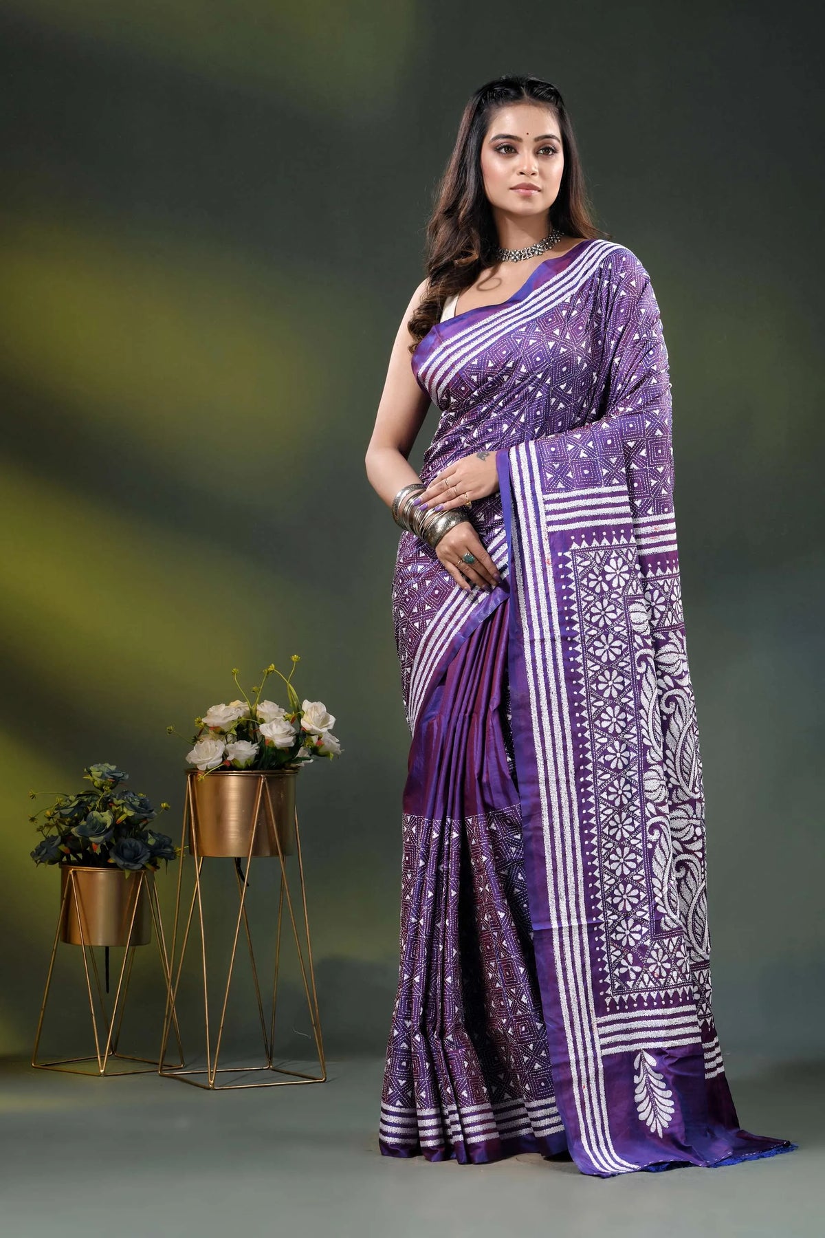 Purple paisley floral design handmade kantha silk saree 7