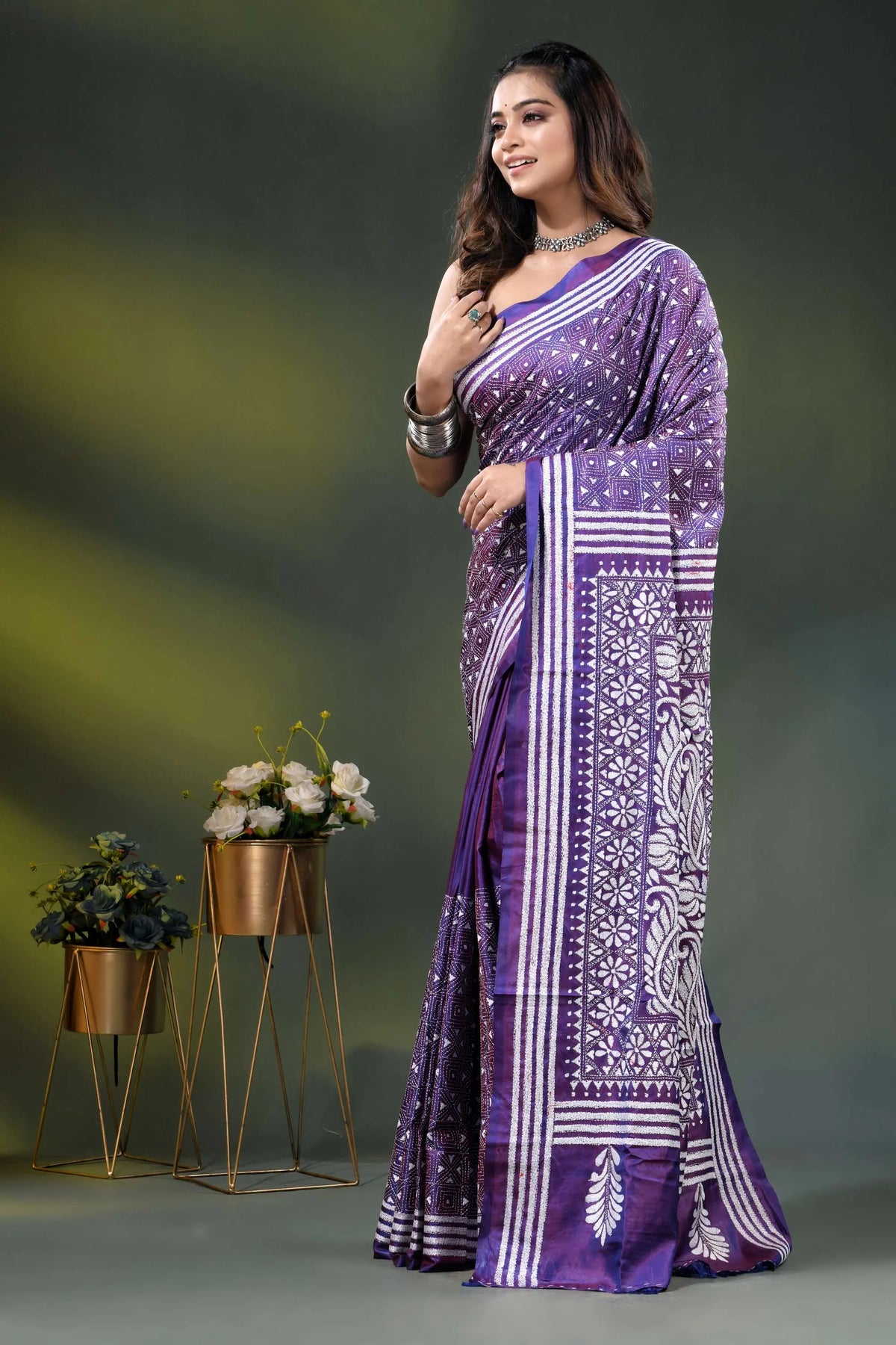 Purple paisley floral design handmade kantha silk saree 3