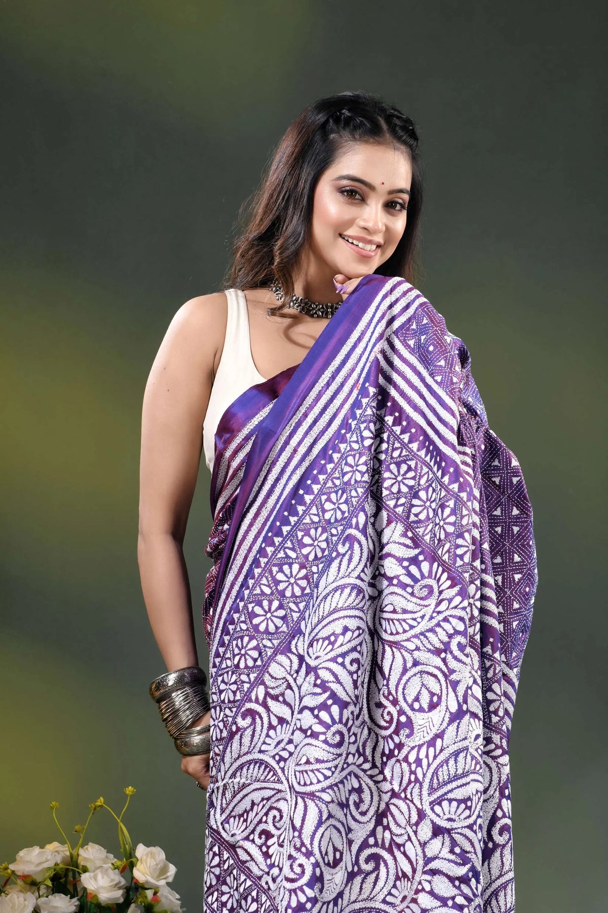 Purple paisley floral design handmade kantha silk saree 2