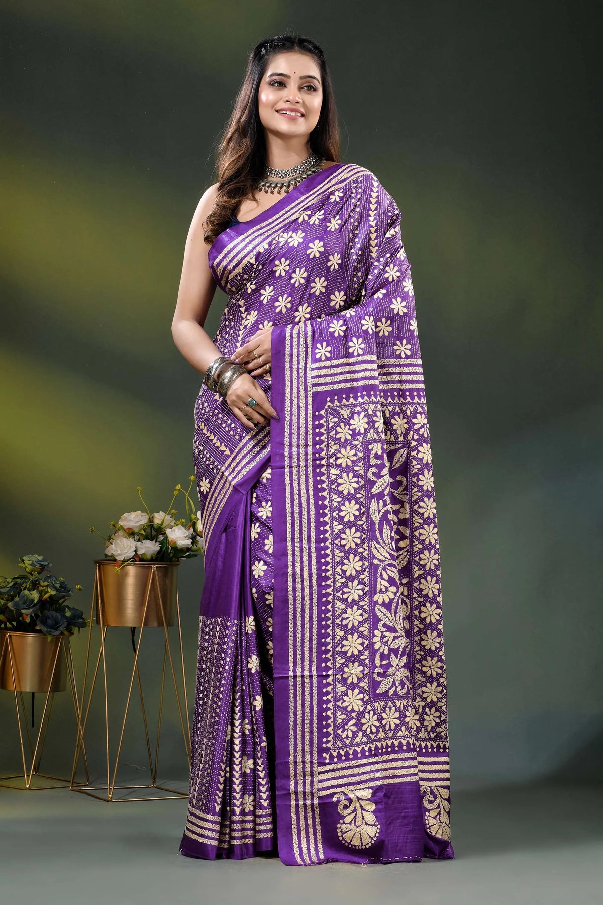 Purple silk kantha saree with hand embroidered floral design 6