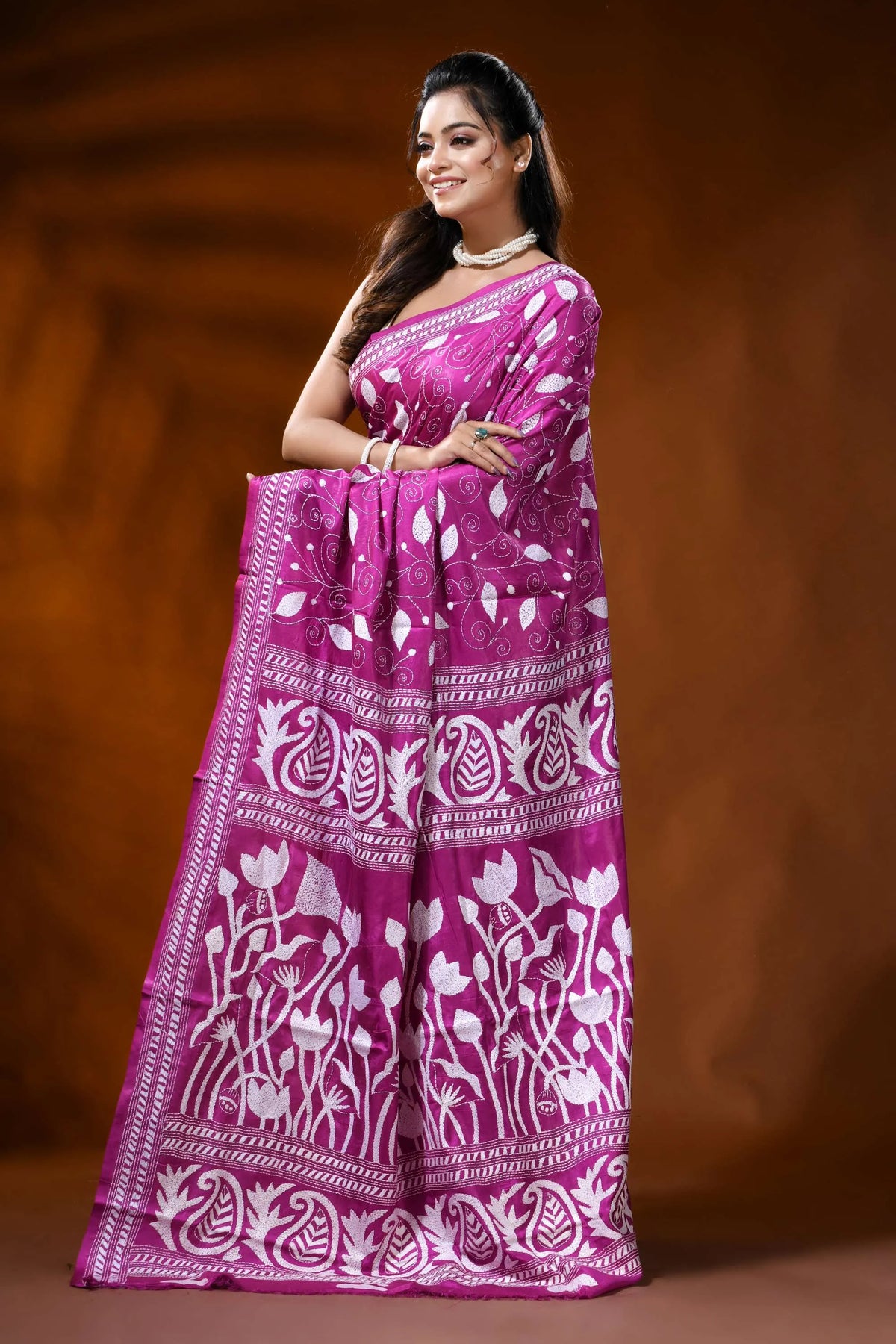 Rani pink handmade silk kantha saree with paisley lotus floral design 3