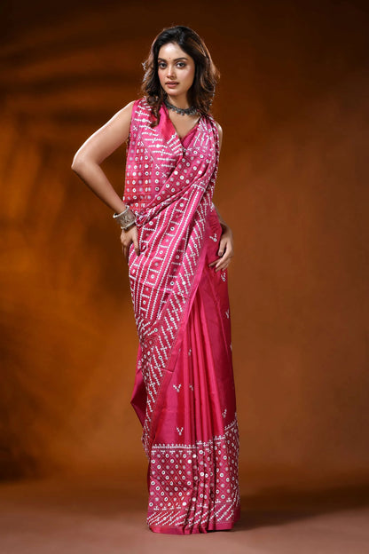 Rani pink silk gujarati stitch saree with mirror work geometric design 4