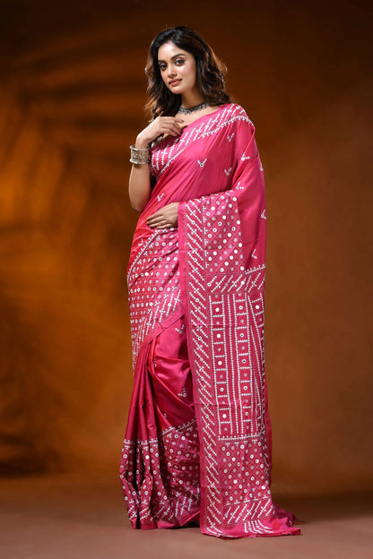 Rani pink silk gujarati stitch saree with mirror work geometric design 6