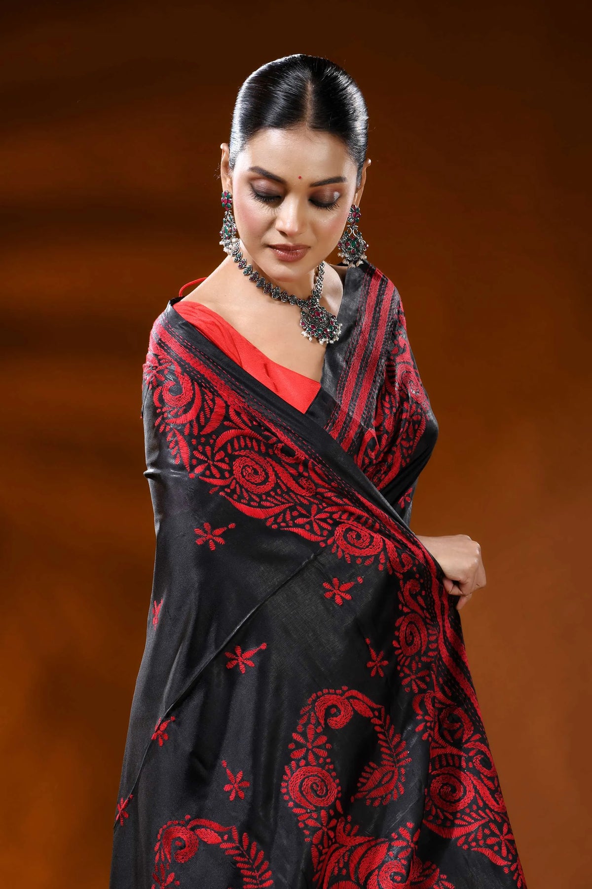Raven black silk kantha stitch saree with red paisley ethnic motif 2