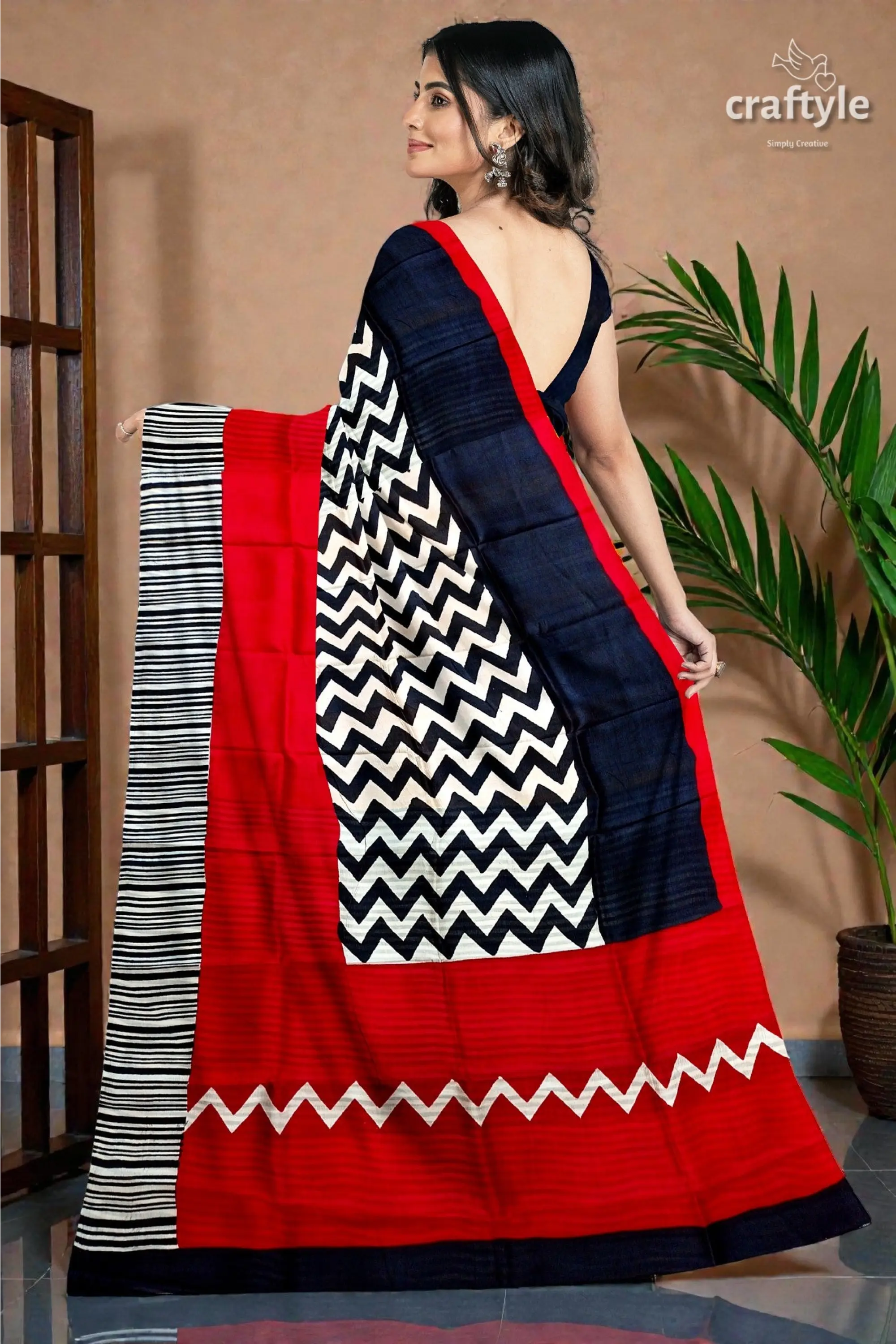 Red &amp; black hand block print mulberry pure silk saree 5