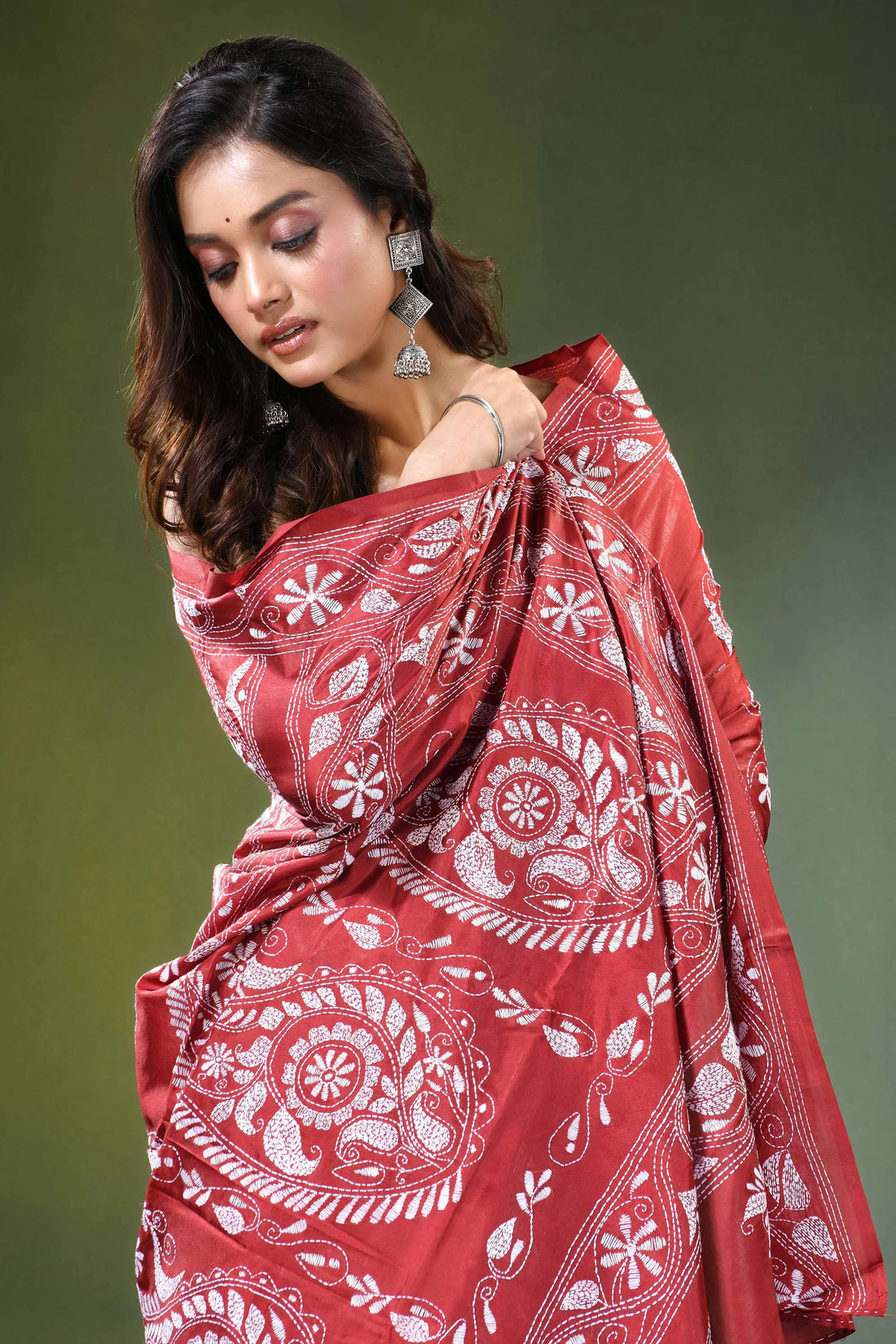 Red brown paisley kantha work silk saree - hand embroidered rich intricate white 2