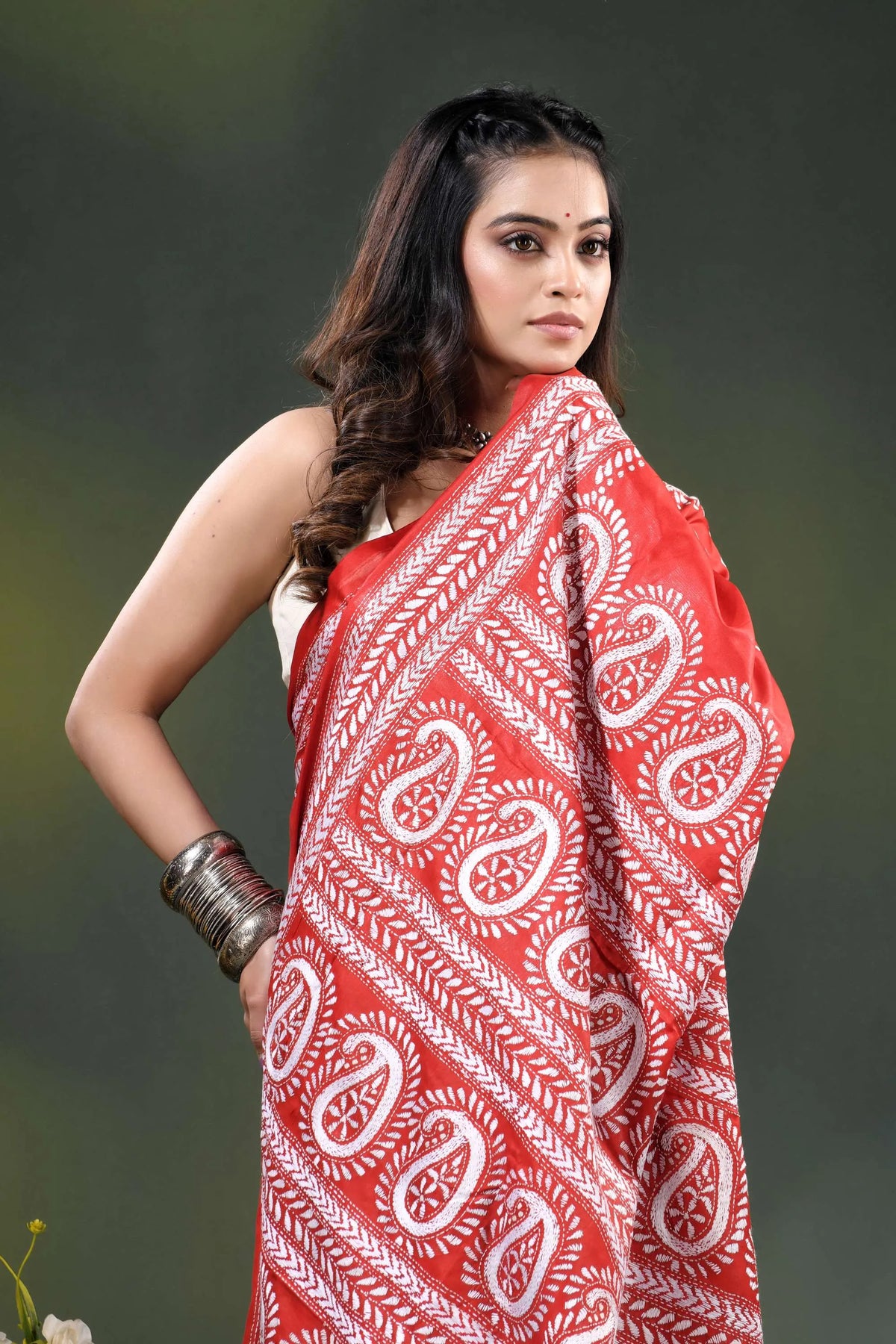 Red paisley design hand embroidered silk kantha stitch saree 2