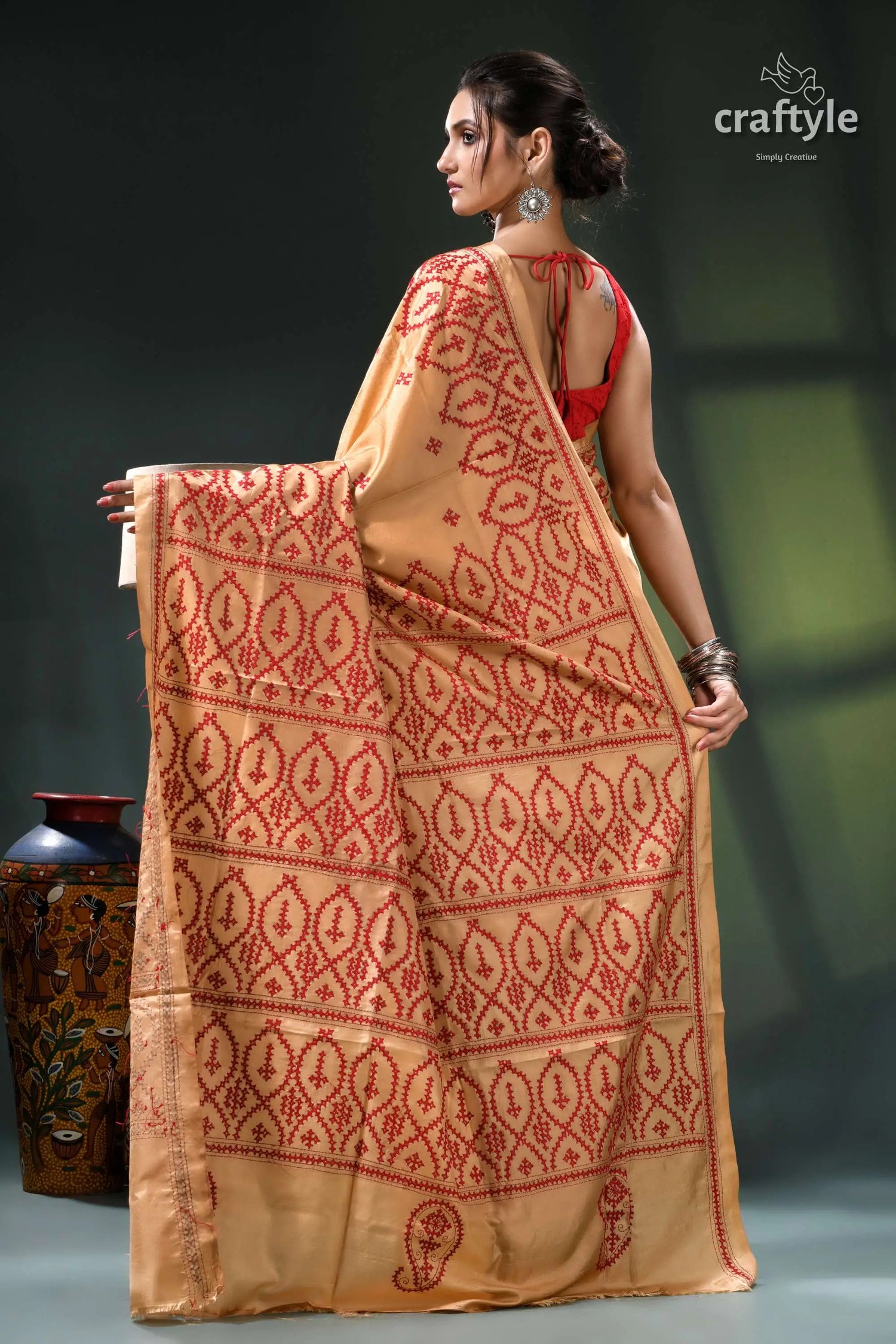 Red thread embroidery tan color handmade gujrati stitch silk saree peach gold saree intricate paisley 5