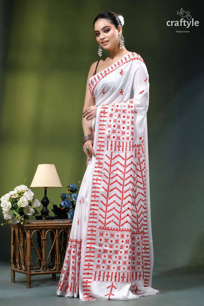 Red thread gujrati stitch premium white silk saree - mirror work white saree intricate red embroidery 3