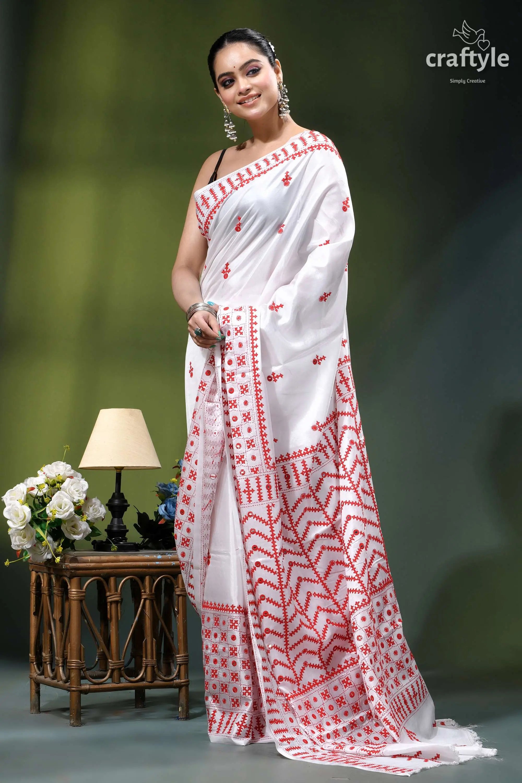 Red thread gujrati stitch premium white silk saree - mirror work white saree intricate red embroidery 4