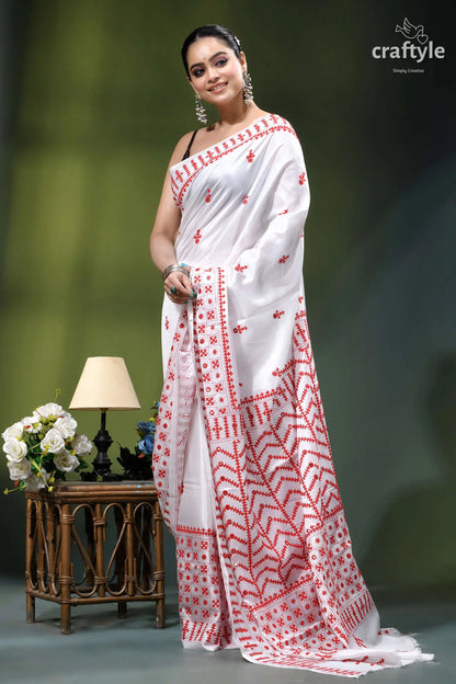 Red thread gujrati stitch premium white silk saree - mirror work white saree intricate red embroidery 4