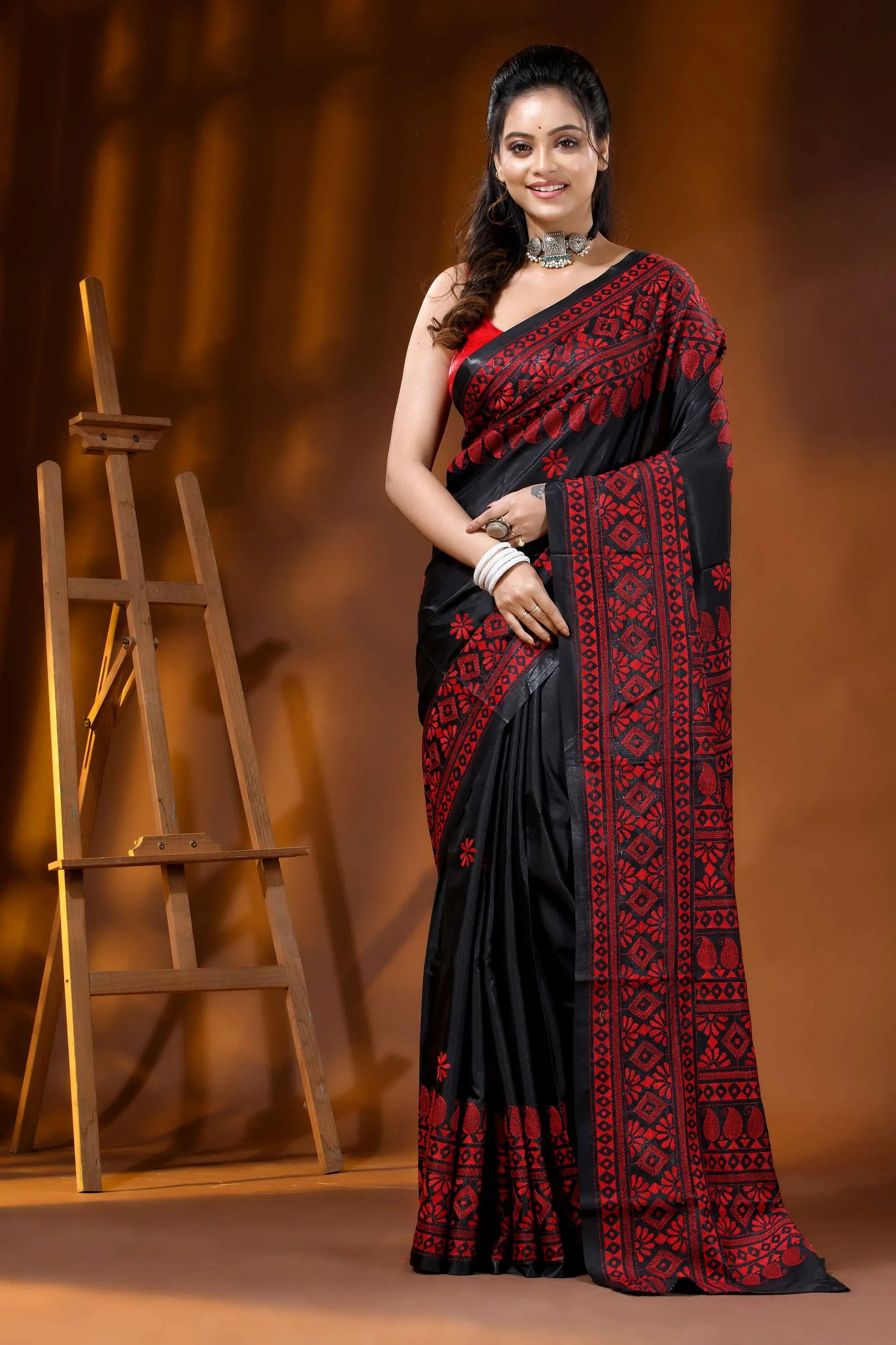 Red thread handcrafted ethnic motif black kantha work silk saree 6