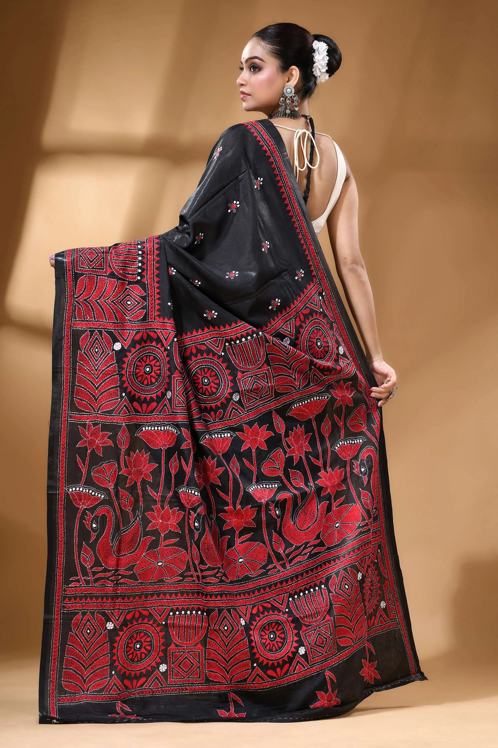 Red thread swan motif floral silk kantha stitch saree in black intricate hand-painted 4
