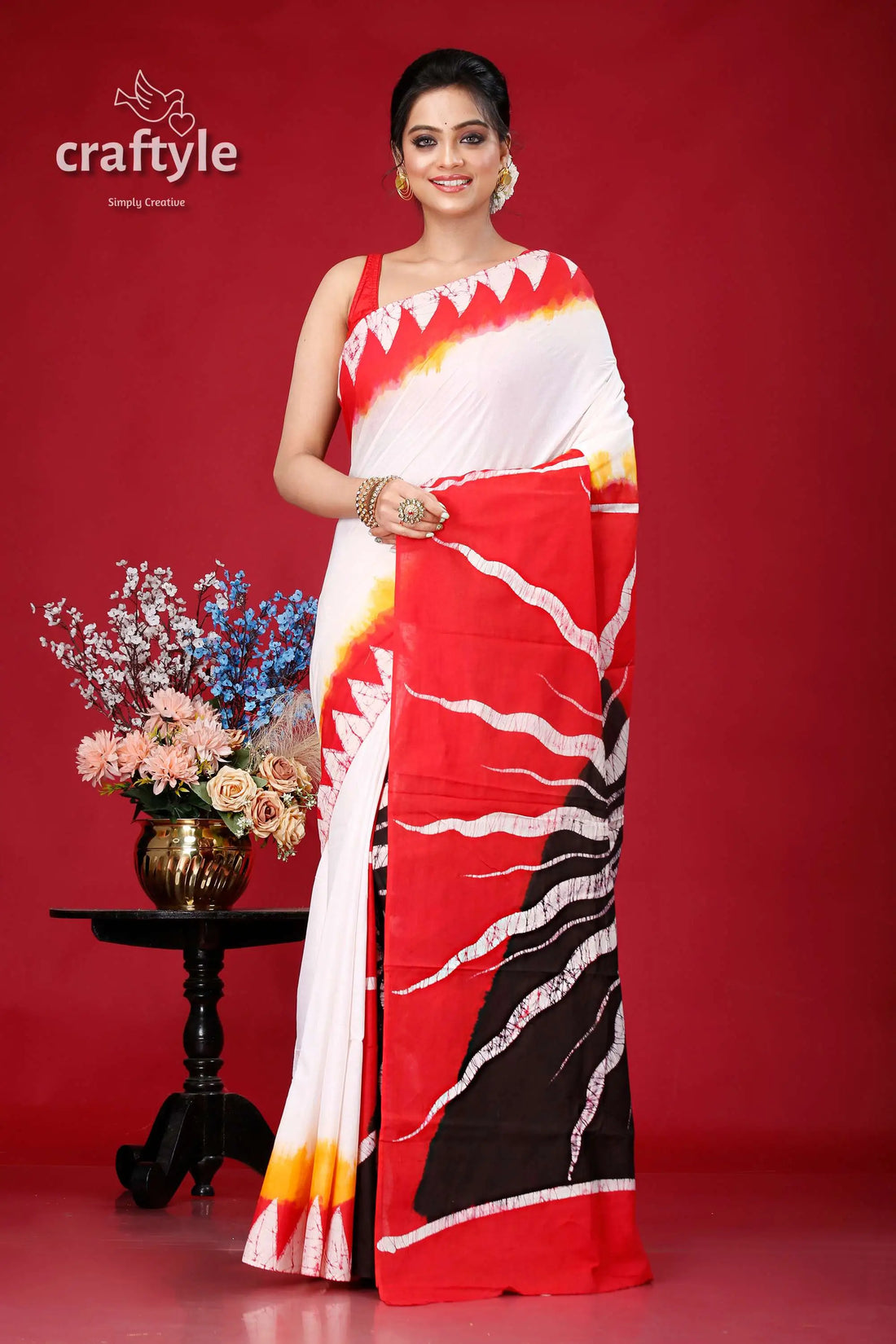 Red white pure cotton hand batik saree - artisan made elegant design woman red white sari 1