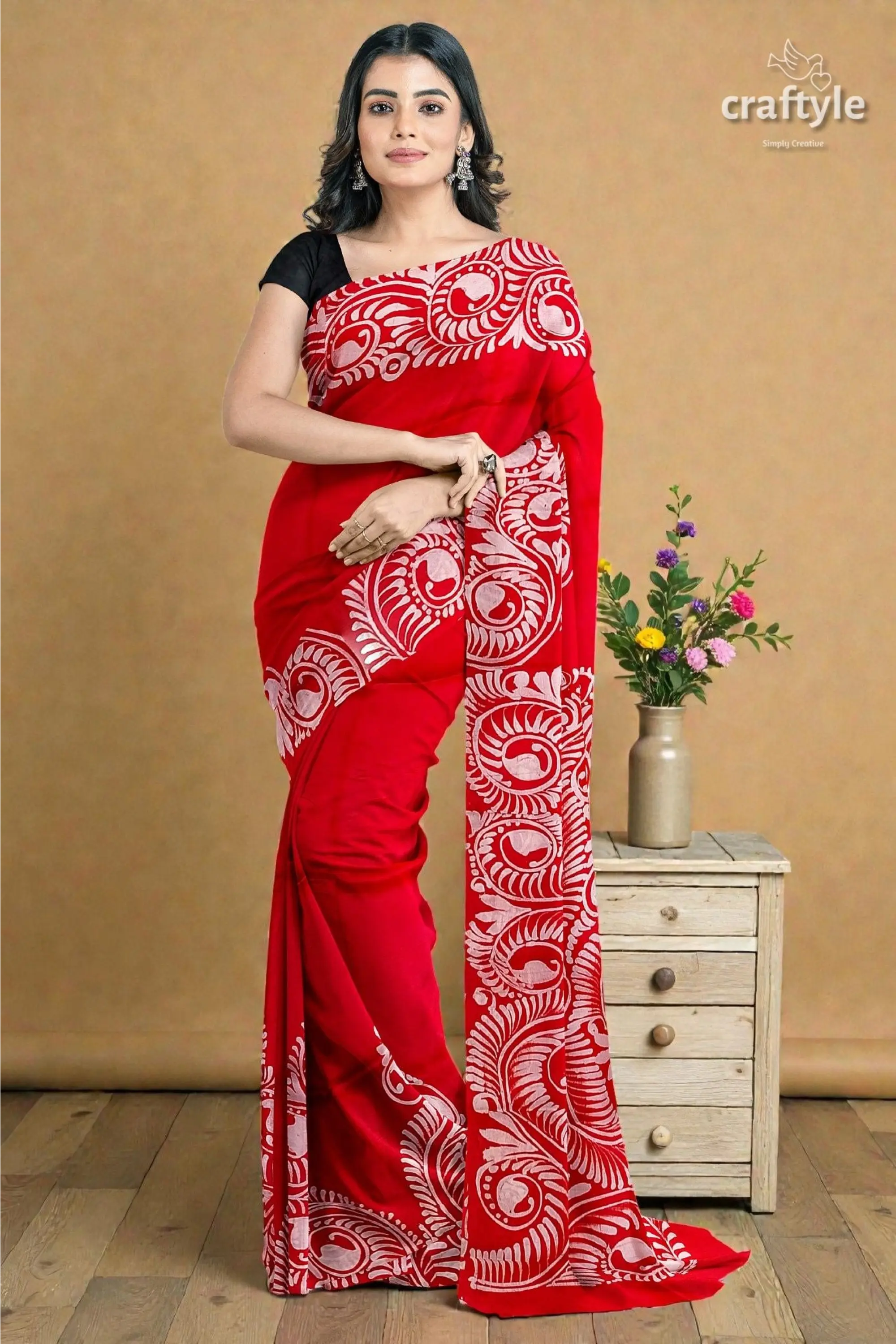 Red white soru tuli hand batik mulberry pure silk saree - 4