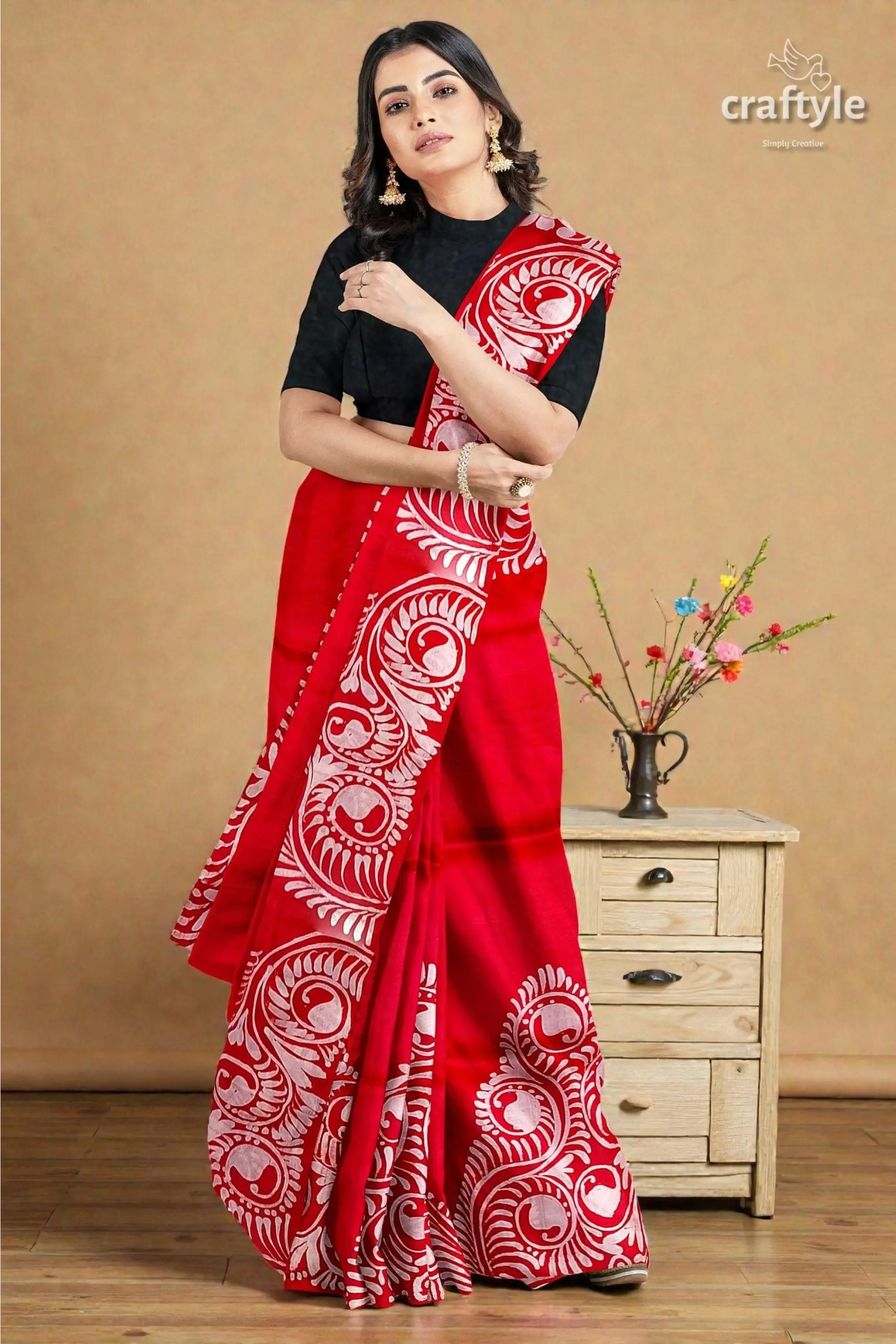 Red white soru tuli hand batik mulberry pure silk saree - 6