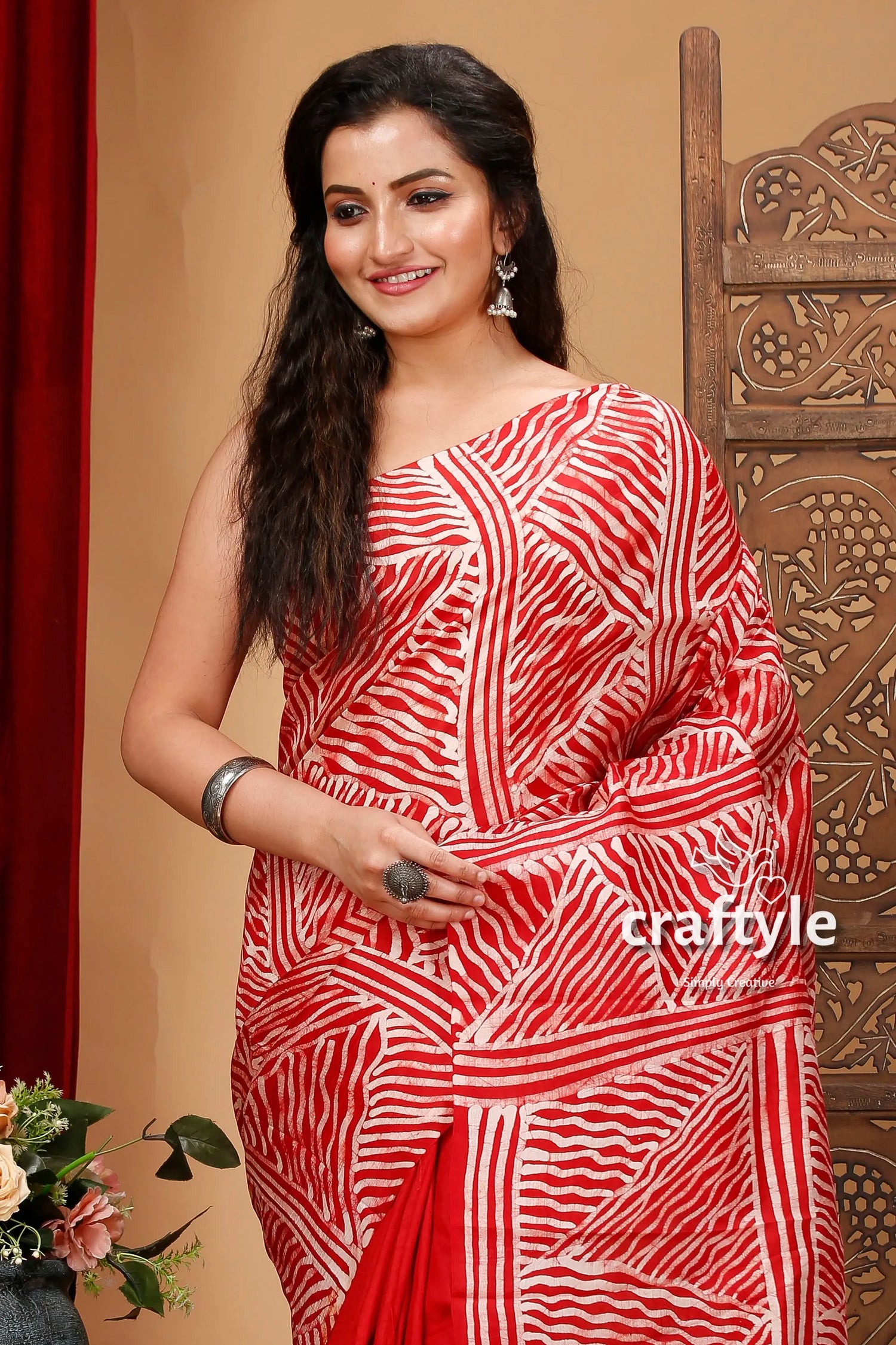 Red white soru tuli hand wax batik pure mulberry silk saree 2