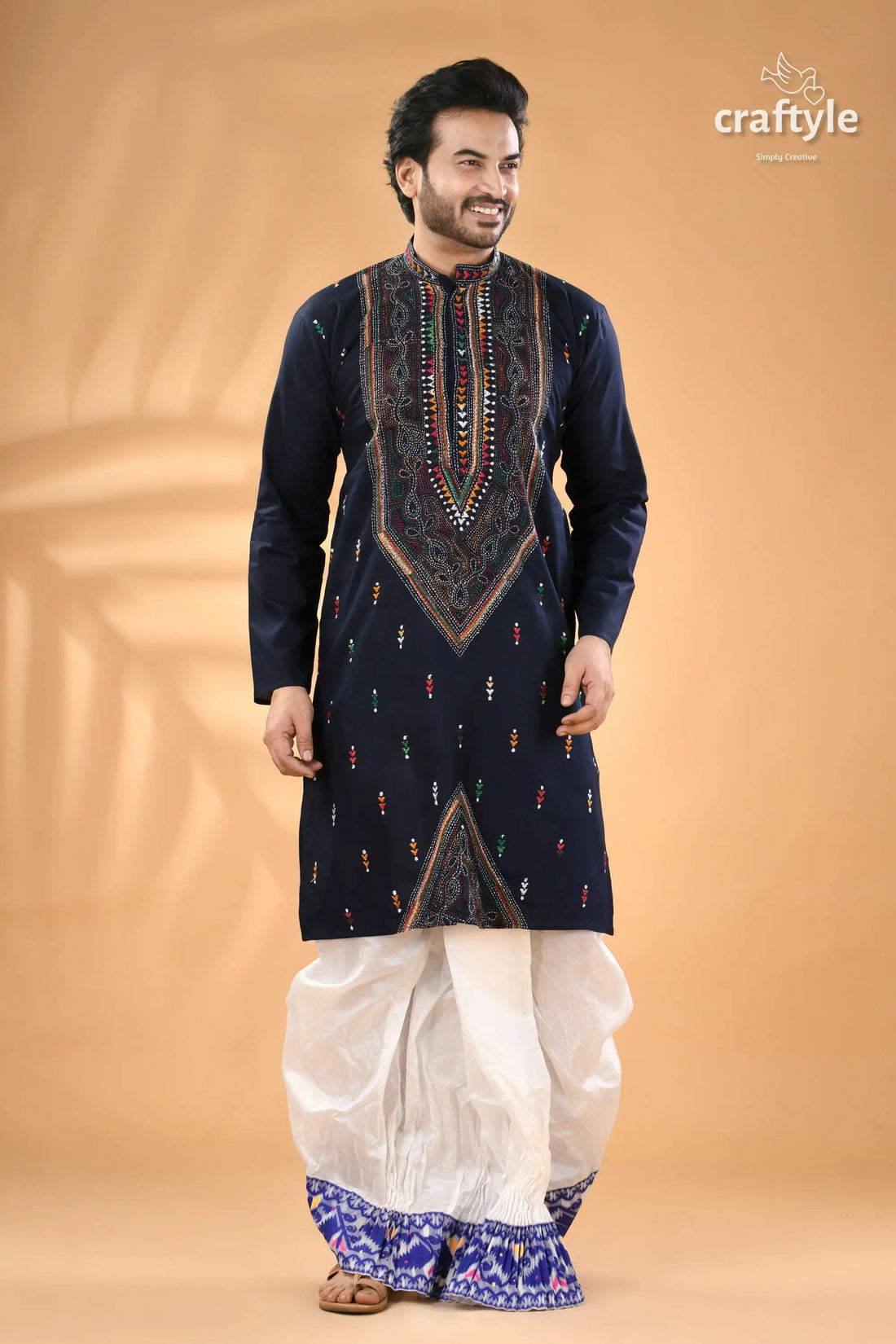 Regal blue kantha hand embroidered cotton kurta for men men’s navy blue embroidered kurta 1