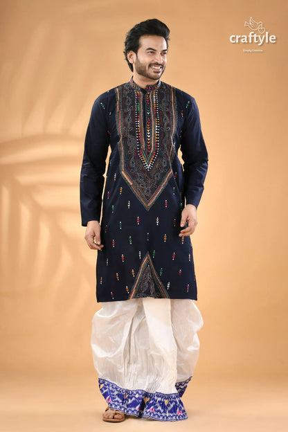 Regal blue kantha hand embroidered cotton kurta for men men’s navy blue embroidered kurta 1