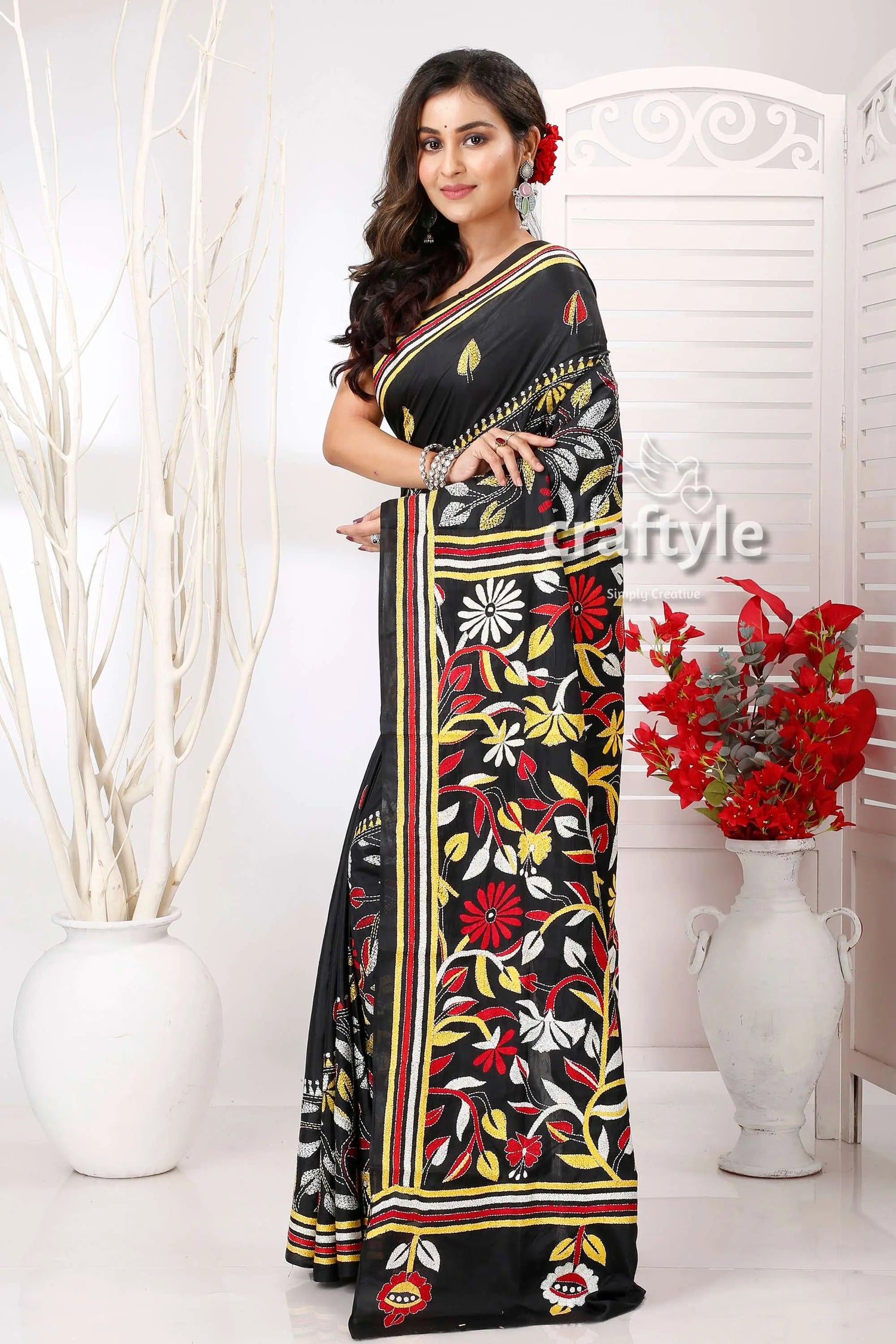 Rich black floral design exquisite kantha stitch saree black saree floral embroidery 3