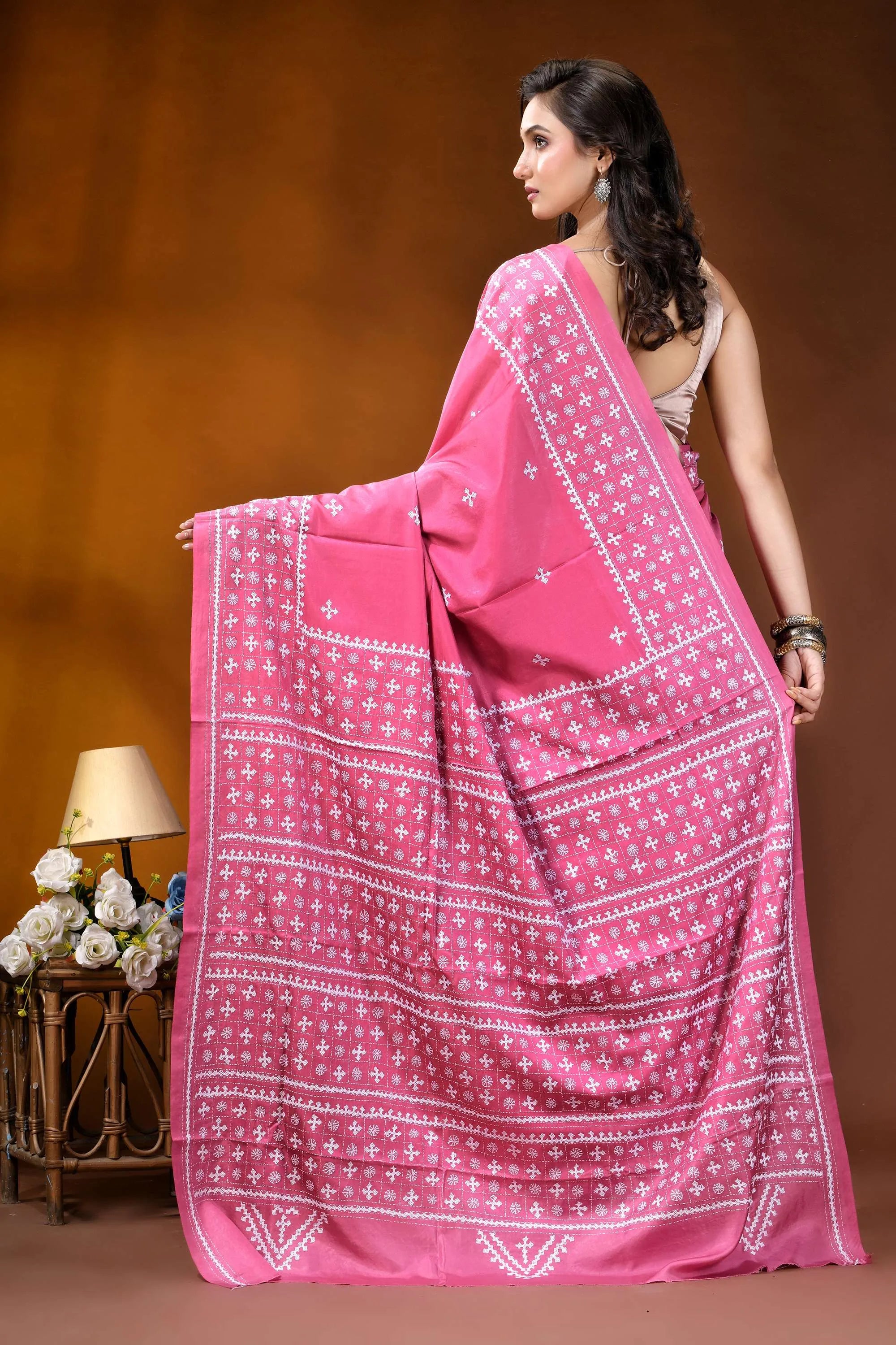 Rosy pink hand embroidery silk kutch work saree with ethnic pattern vibrant pink saree intricate white 6