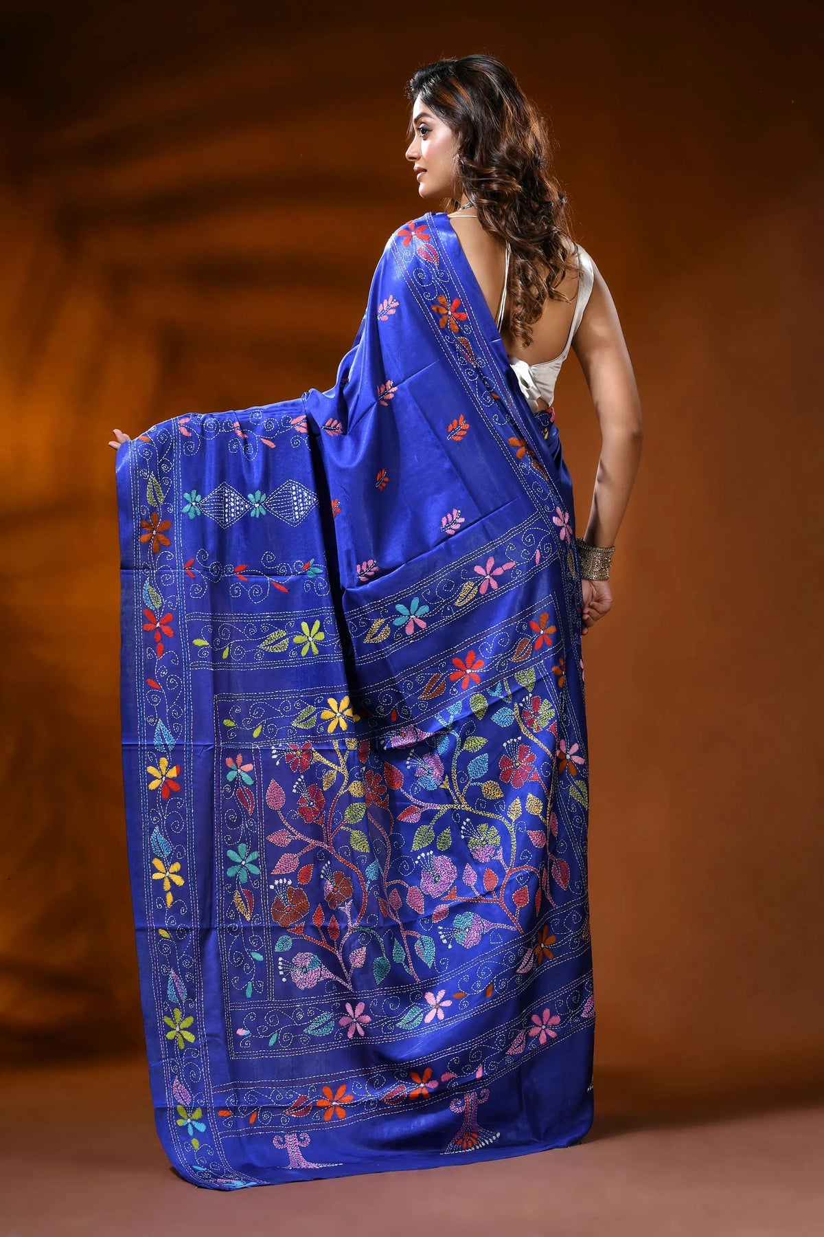 Royal blue kantha silk saree with hand embroidered floral design 5