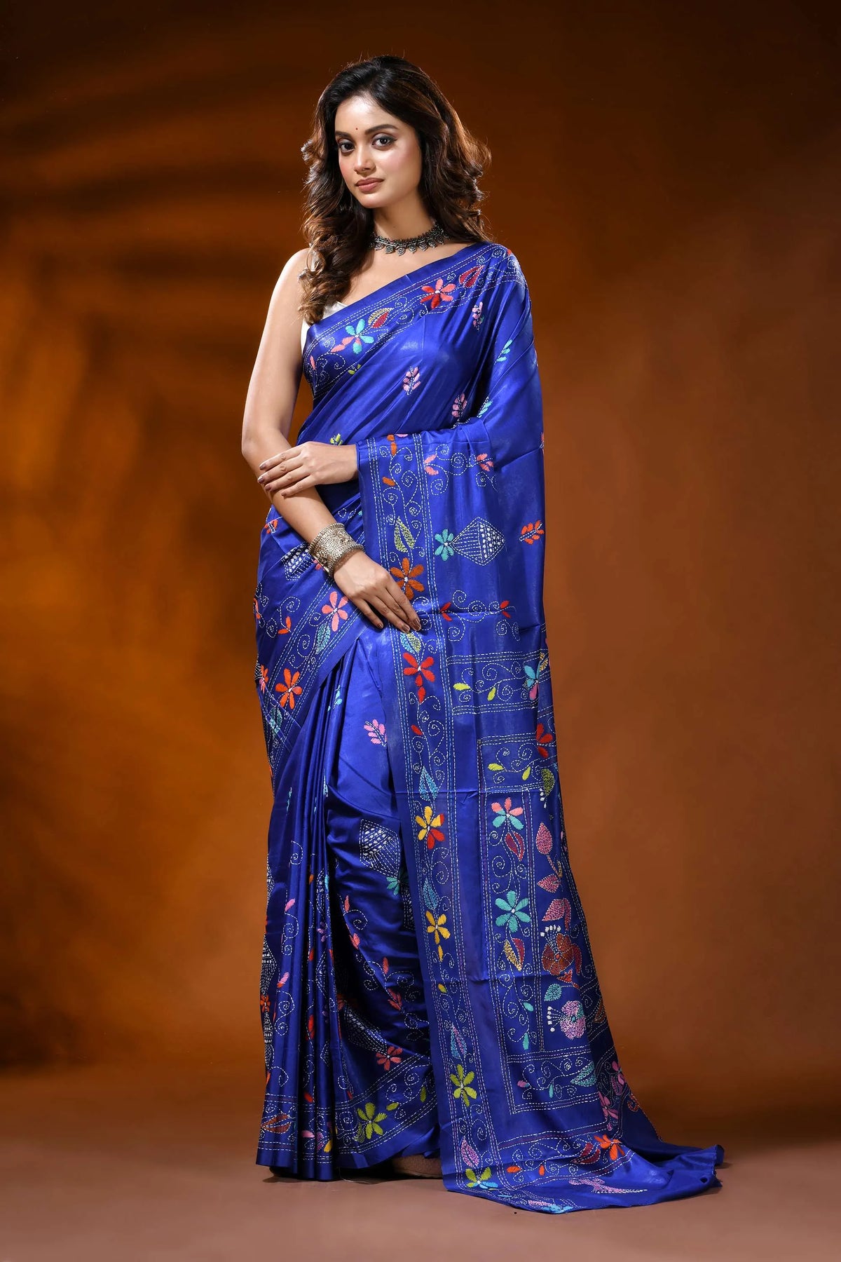 Royal blue kantha silk saree with hand embroidered floral design 1