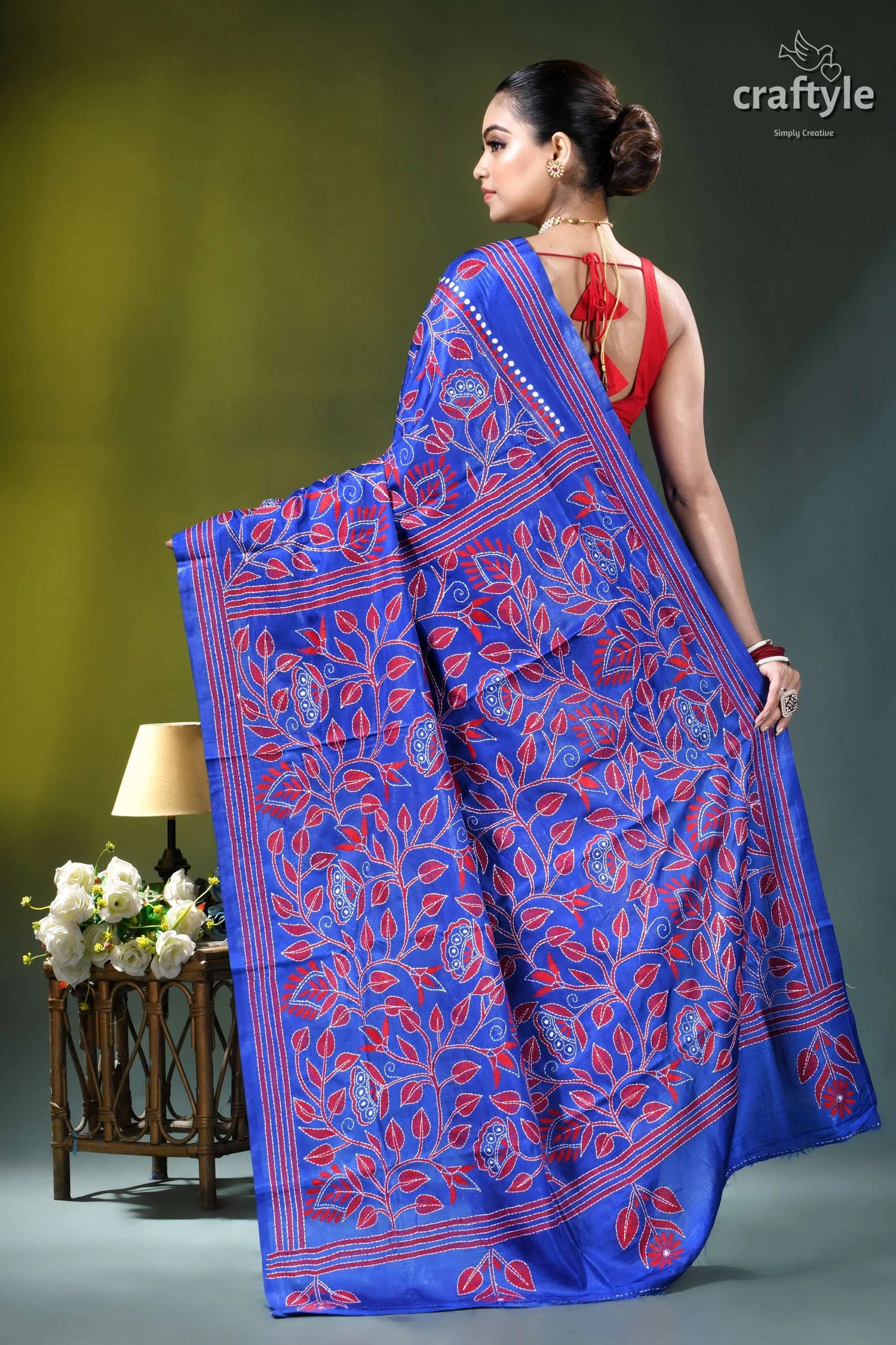 Royal blue silk kantha stitch saree with red thread floral design vibrant royal blue saree adorned 4