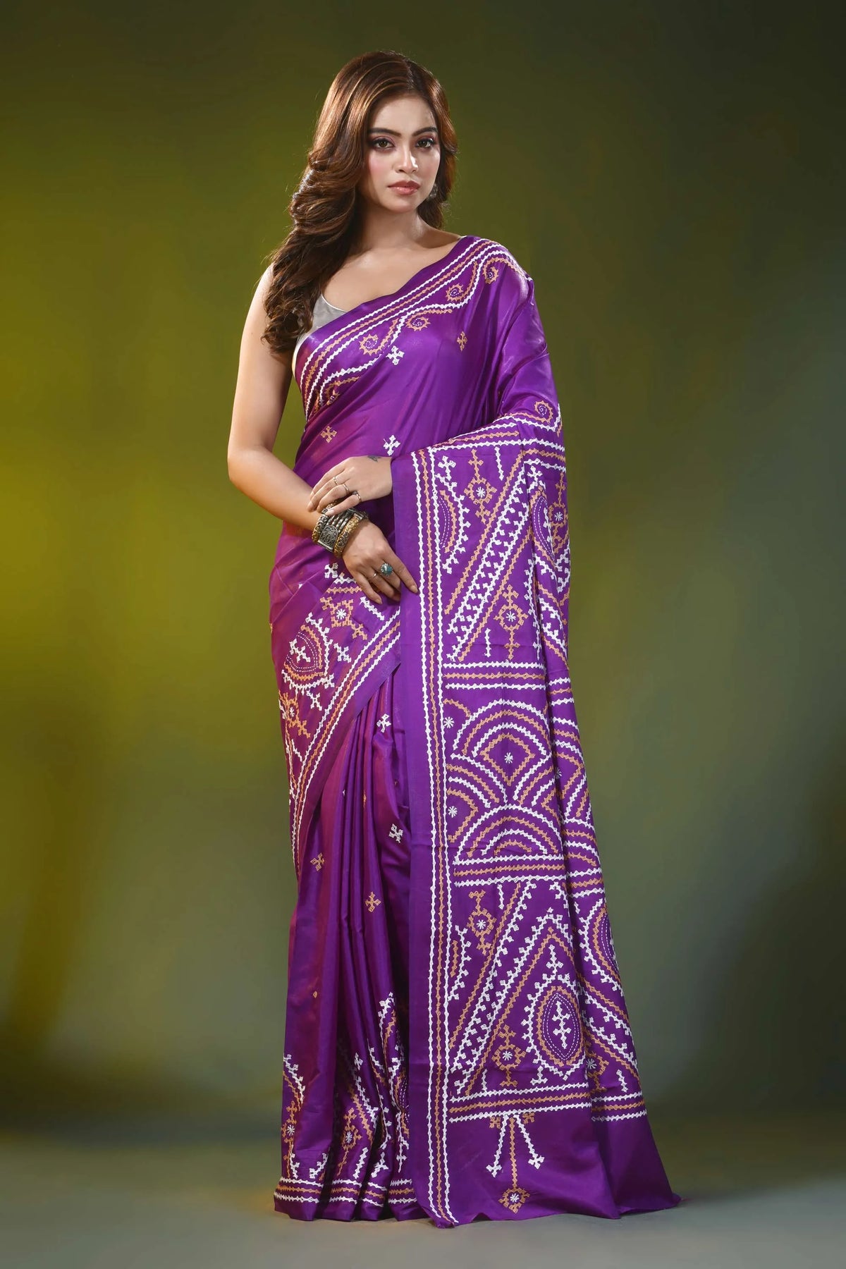 Royal purple hand embroidered geometric silk kutch work saree 1