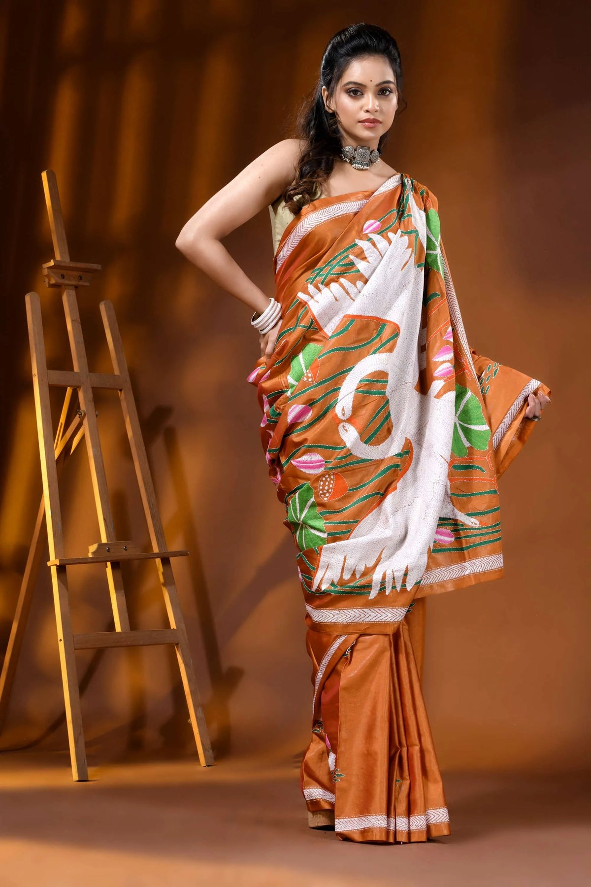 Rust orange multi-thread swan motif hand embroidered silk kantha saree 4